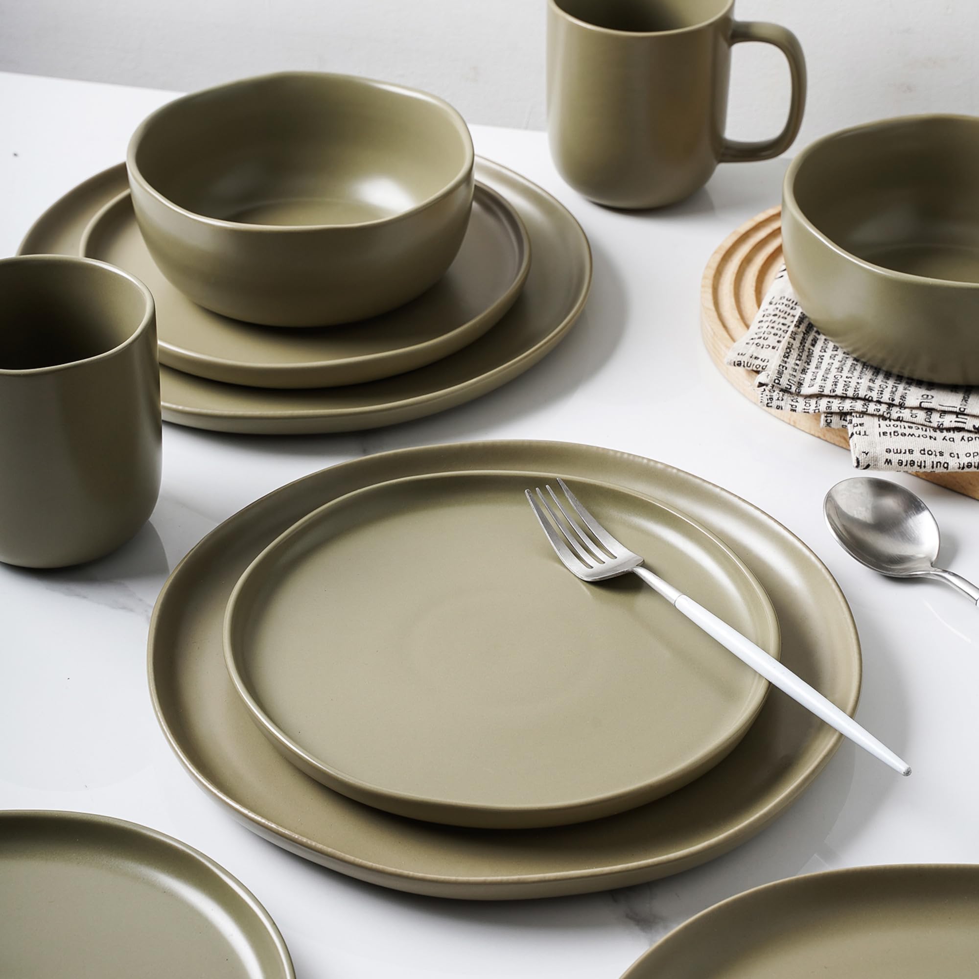 Stone Lain Tom Stoneware 32-Piece Reactive Glaze Dinnerware Set - Plates & Bowls for 8, Microwave & Dishwasher Safe, Elegant Olive Design - Perfect for Family Dinners, Restaurants & Dinner Parties