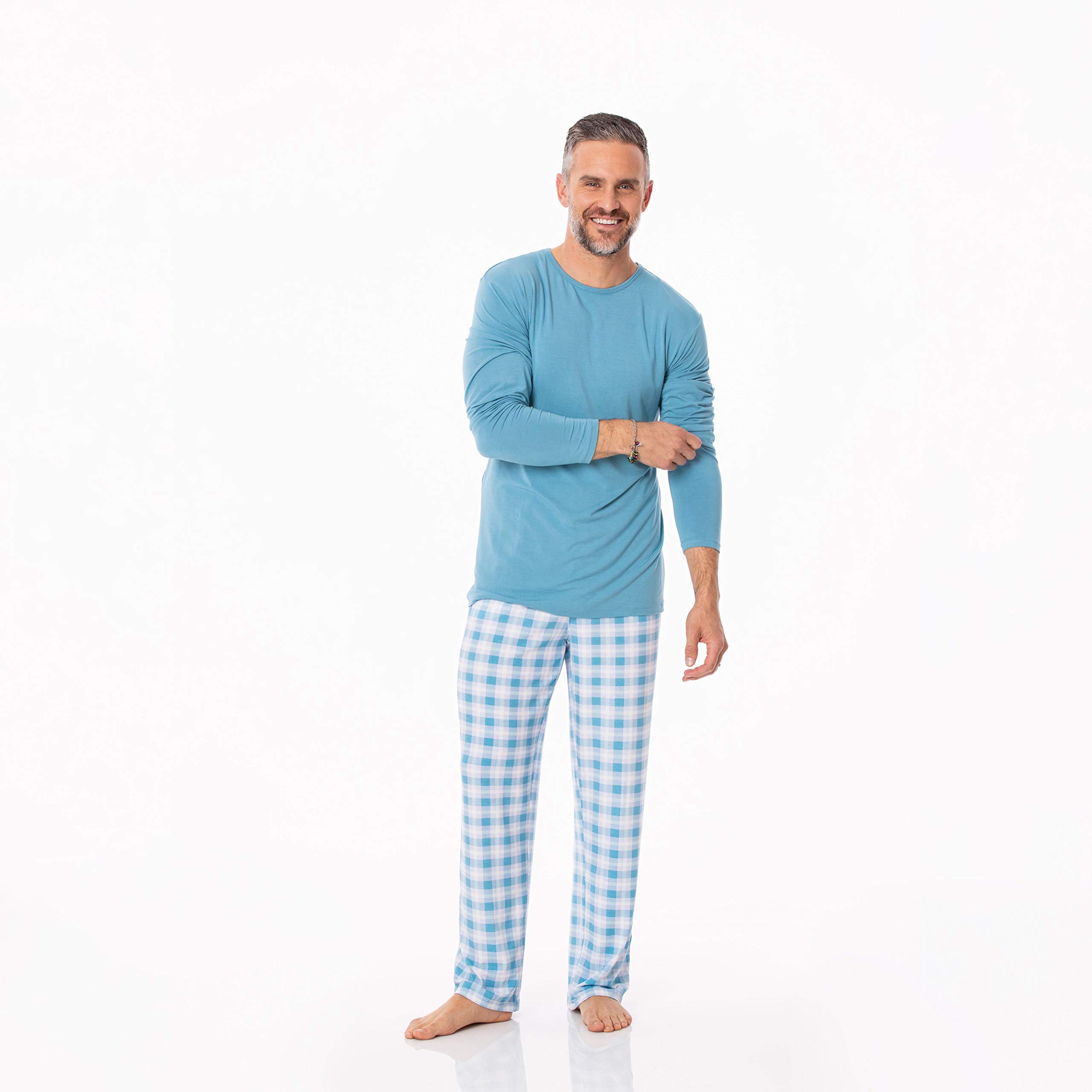 KICKEE Men's Print Pajama Set - Ultra Soft Long Sleeve Sleepwear & Loungewear - Family Matching Pajamas for Christmas, Holidays & Cozy Nights at Home