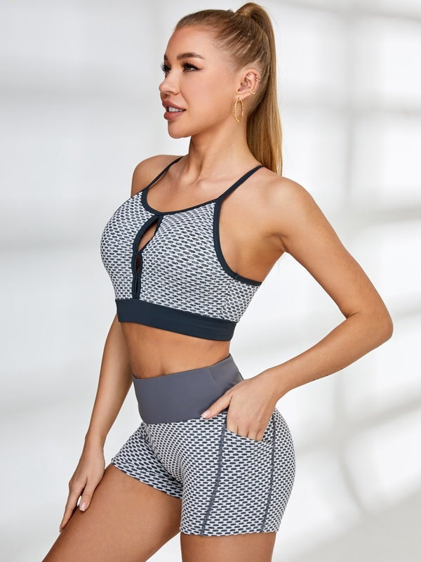 ZASUWA Women's Cutout Sports Bra - High Support Workout Top for Yoga, Running & Gym - TikTok Viral Fitness Wear