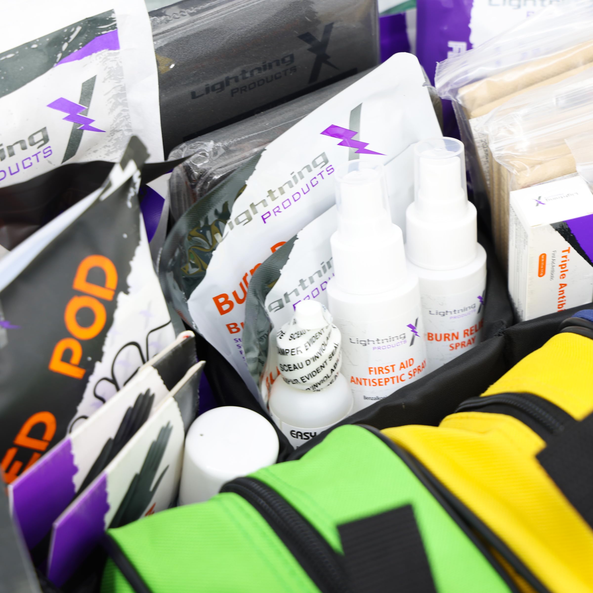 Lightning X Premium Modular EMS/EMT Trauma First Aid Kit - Emergency Medical Responder Bag for EMTs, Paramedics & First Responders - Ideal for Ambulances, Hospitals & Disaster Relief Scenarios