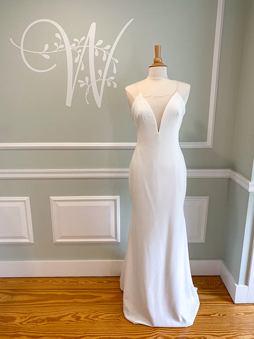 Theia Bruna 890541 Elegant Lace Wedding Dress for Bride - Perfect for Church Ceremony, Beach Wedding & Romantic Vow Renewal
