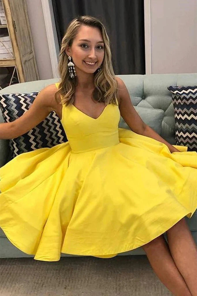 Sexy V-Neck Yellow Satin Prom Dress for Women - Short Sleeveless Homecoming Party Dress for Teens - Perfect for Prom, Homecoming, Cocktail Parties & Special Occasions