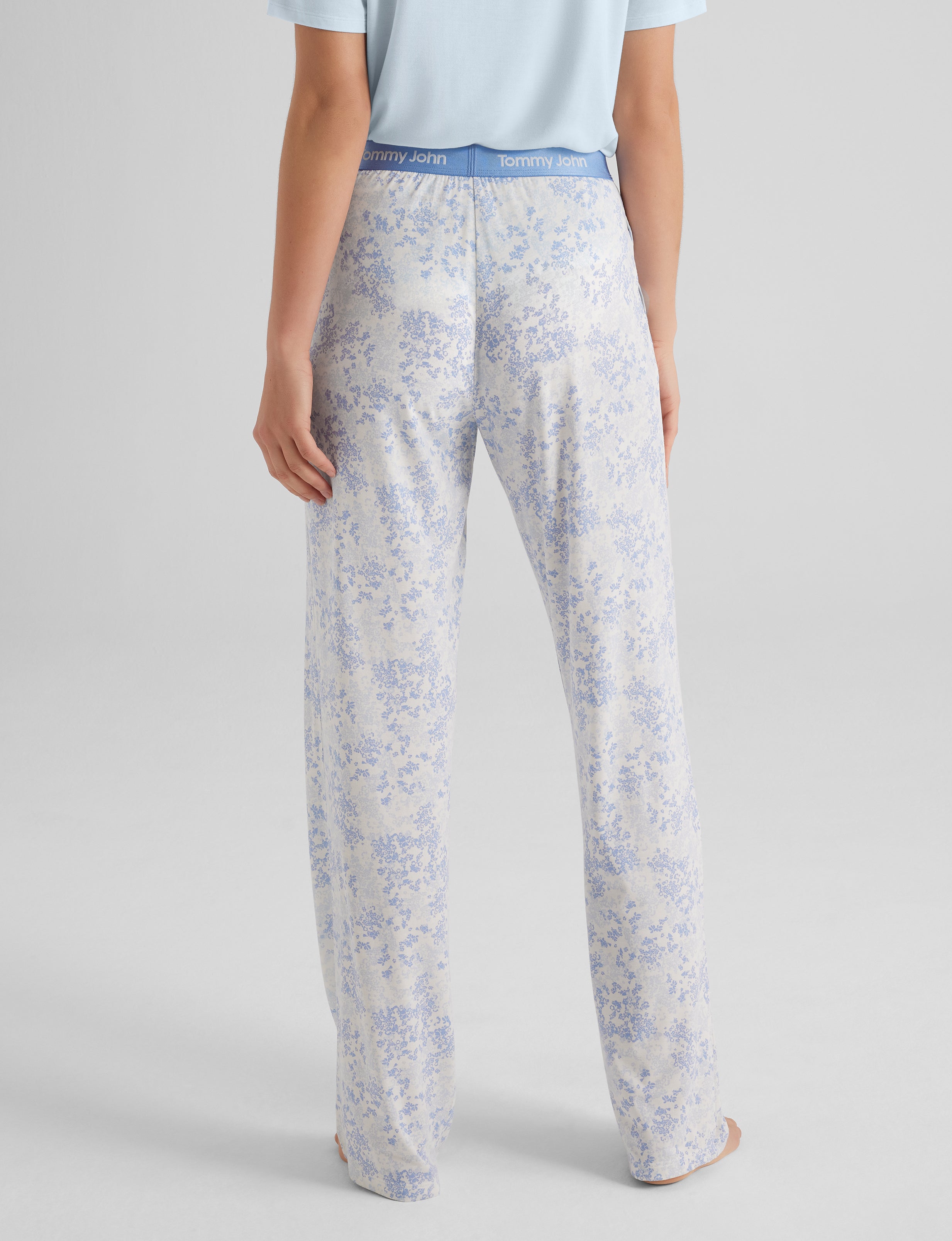 Women's Ultra Soft Second Skin Sleep Pocket Tee & Pant Set - Comfortable Pajama Set for Lounge, Sleep & Relaxation at Home