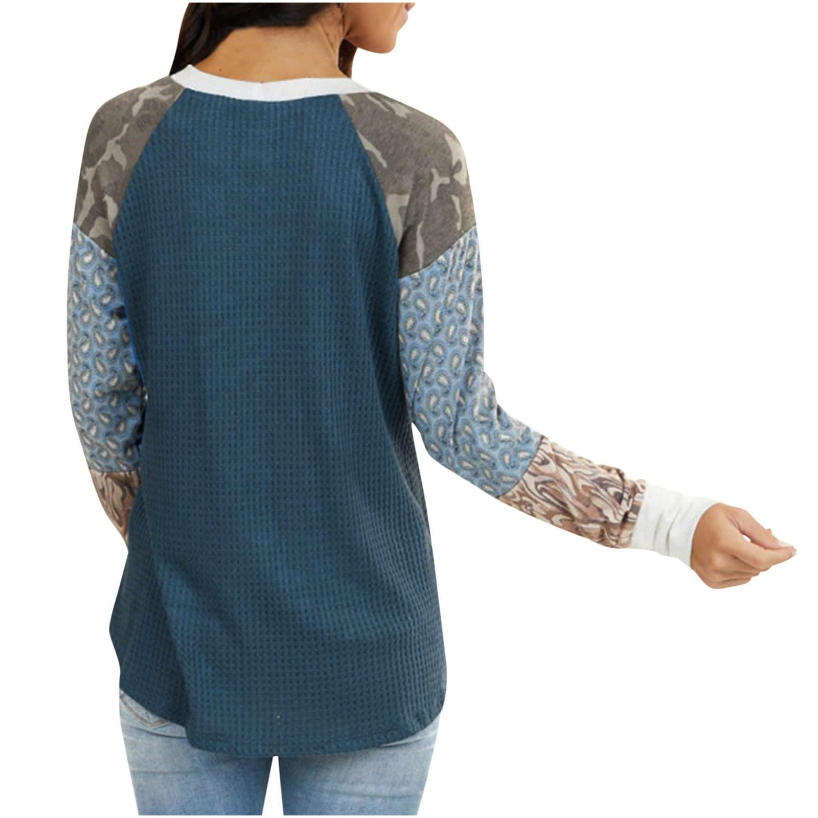 Women's Waffle Print Long Sleeve Crewneck Pullover Sweatshirt - Patchwork Blouse for Fall Fashion | Casual Outfit, Layering Essential & Cozy Loungewear
