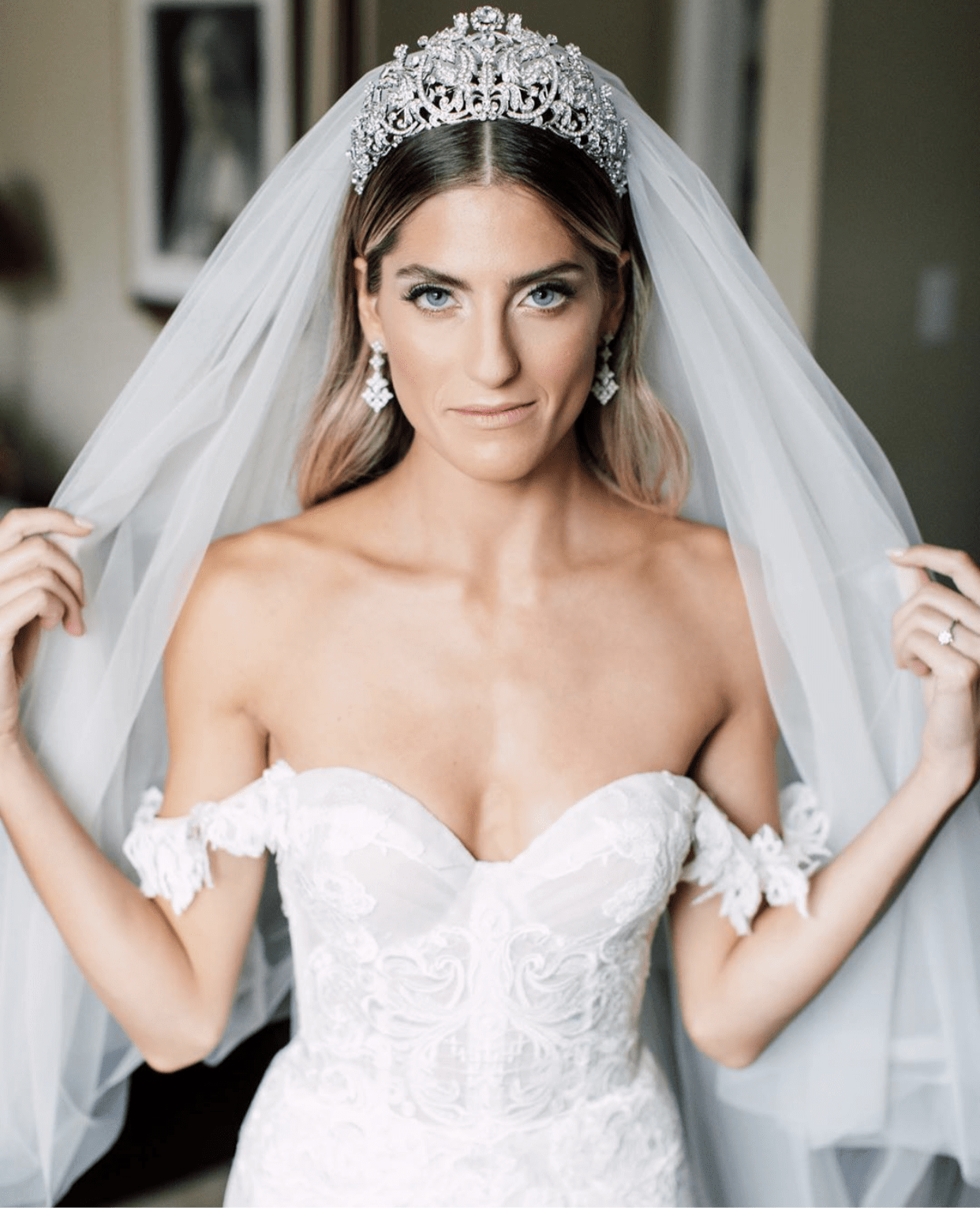 CALISTA Swarovski Crystal Bridal Tiara - Elegant Wedding Headpiece for Brides, Perfect for Bridal Showers, Weddings & Special Occasions