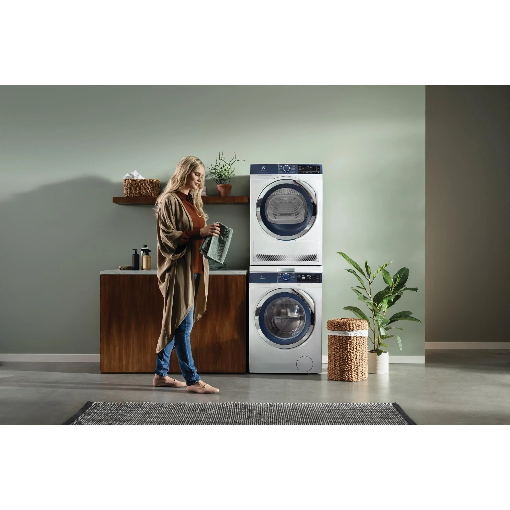 Electrolux Westinghouse STA9GW3 Stacking Kit with Sliding Shelf for Refrigerators - Easy Installation DIY Home Appliance Accessory (Stacking Service Not Included) - Perfect for Kitchen Organization & Small Space Storage