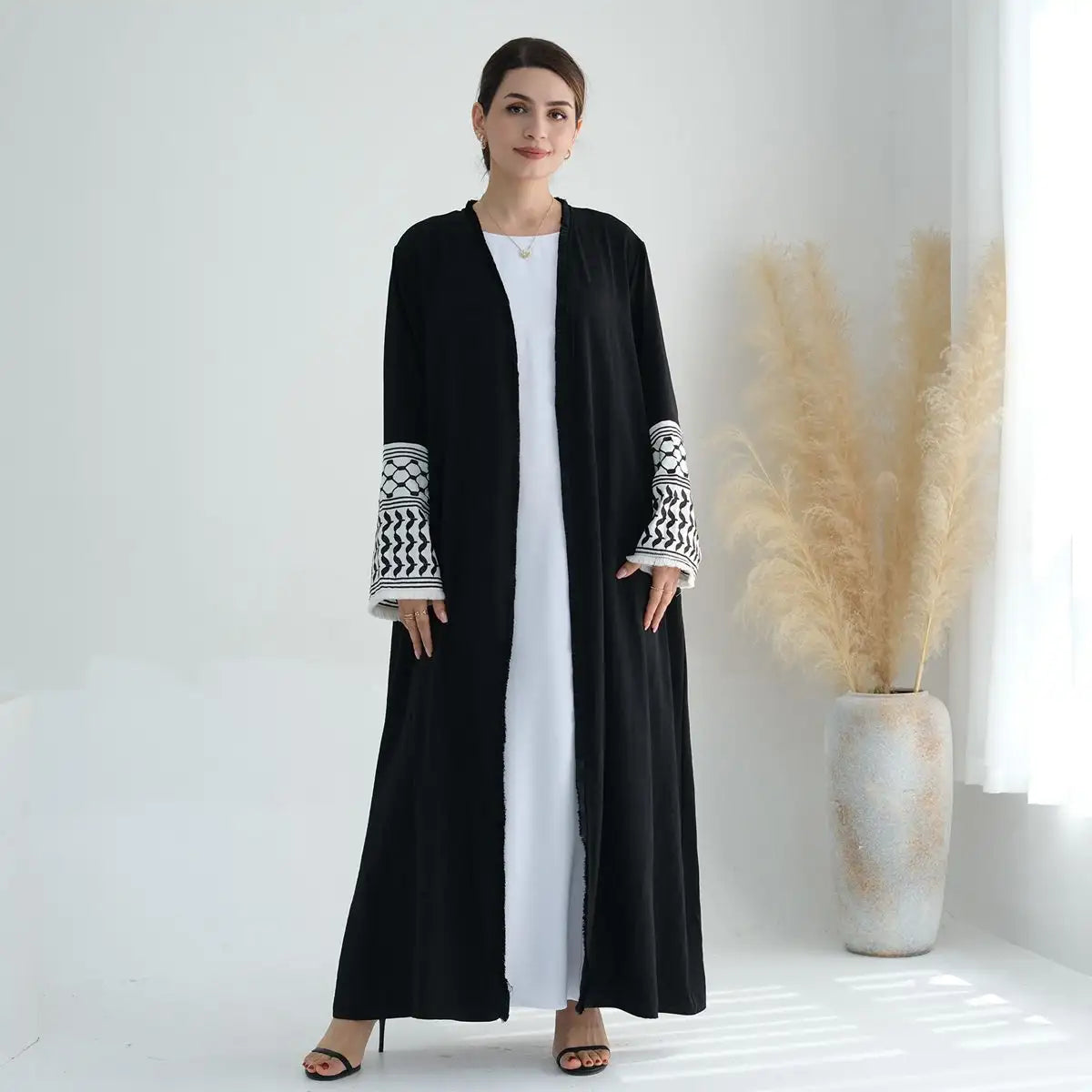 Muslim Mother Daughter Matching Embroidered Tassel Sleeve Cardigan Abaya Dress - Perfect for Eid, Ramadan & Family Gatherings