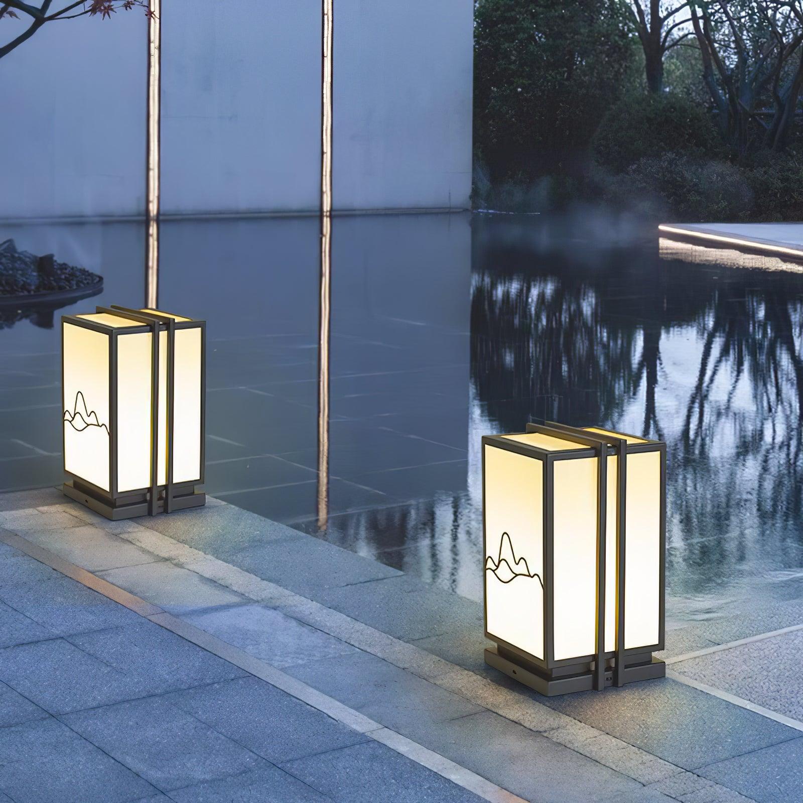 Solar Powered Outdoor Post Light - Waterproof Garden Lamp for Pathways, Driveways & Yards - Weather Resistant LED Landscape Lighting for Home & Garden Decor