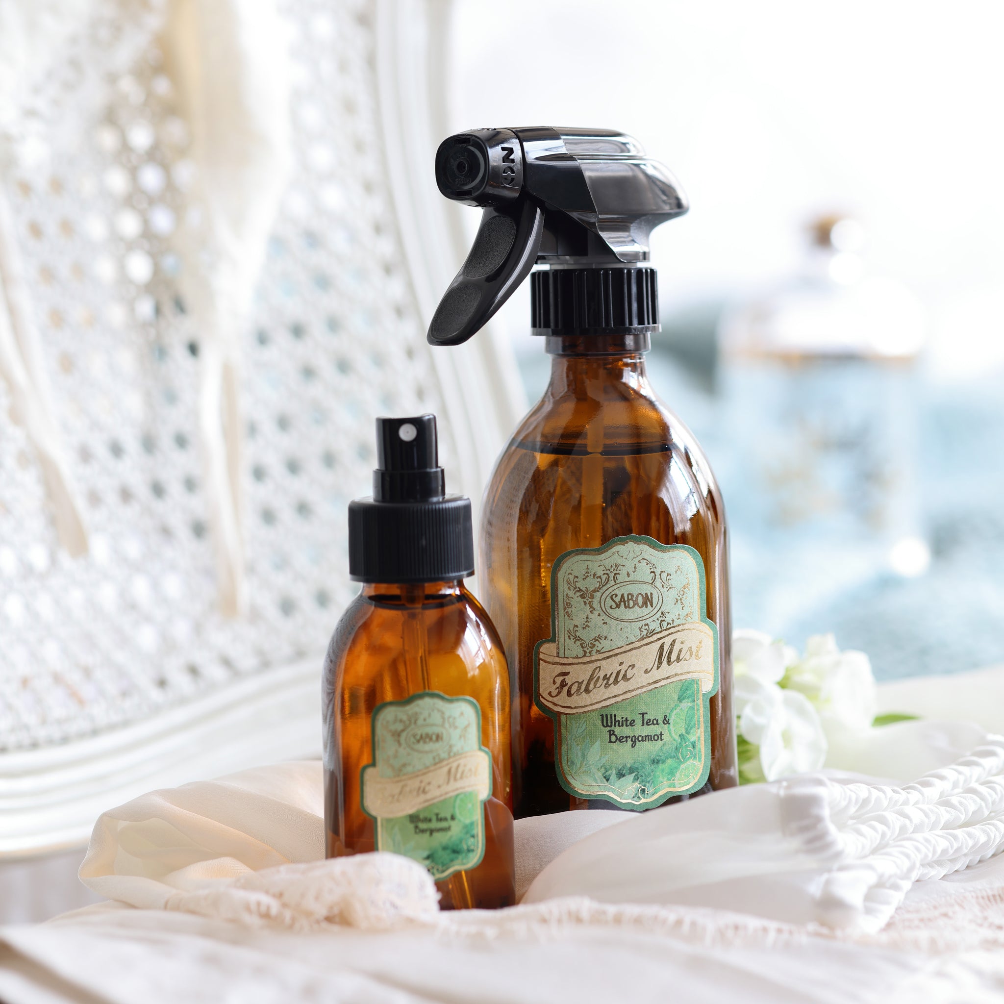 White Tea & Bergamot Fabric Mist 300mL - Fresh Scent for Clothes, Linens & Home Refresh - Perfect for Laundry, Closet Storage & Travel