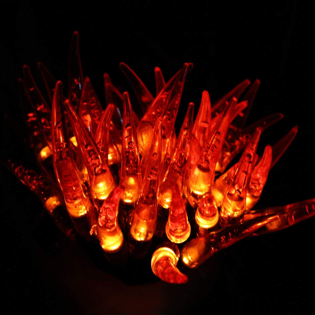 Solar Chili String Lights - 50 LED Red Chili Pepper Lights for Outdoor & Indoor Decor - Perfect for Garden, Patio, Party, Wedding, Christmas & Chinese New Year Decorations - Weatherproof Solar-Powered String Lights