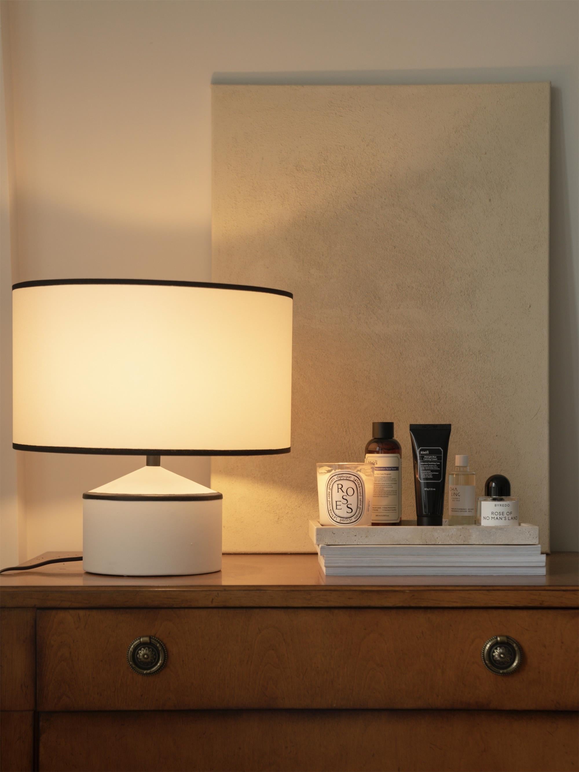 Modern Cyls Table Lamp - Adjustable LED Desk Light with USB Port for Home Office, Bedroom & Study - Perfect for Reading, Working & Nightstand Lighting