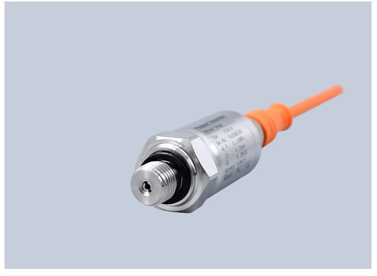 PCM100 M12 Industrial Pressure Transmitter - IP67 Waterproof, 4-20mA Output, 300psi Range with Aviation Plug for Hydraulic Systems & Factory Automation