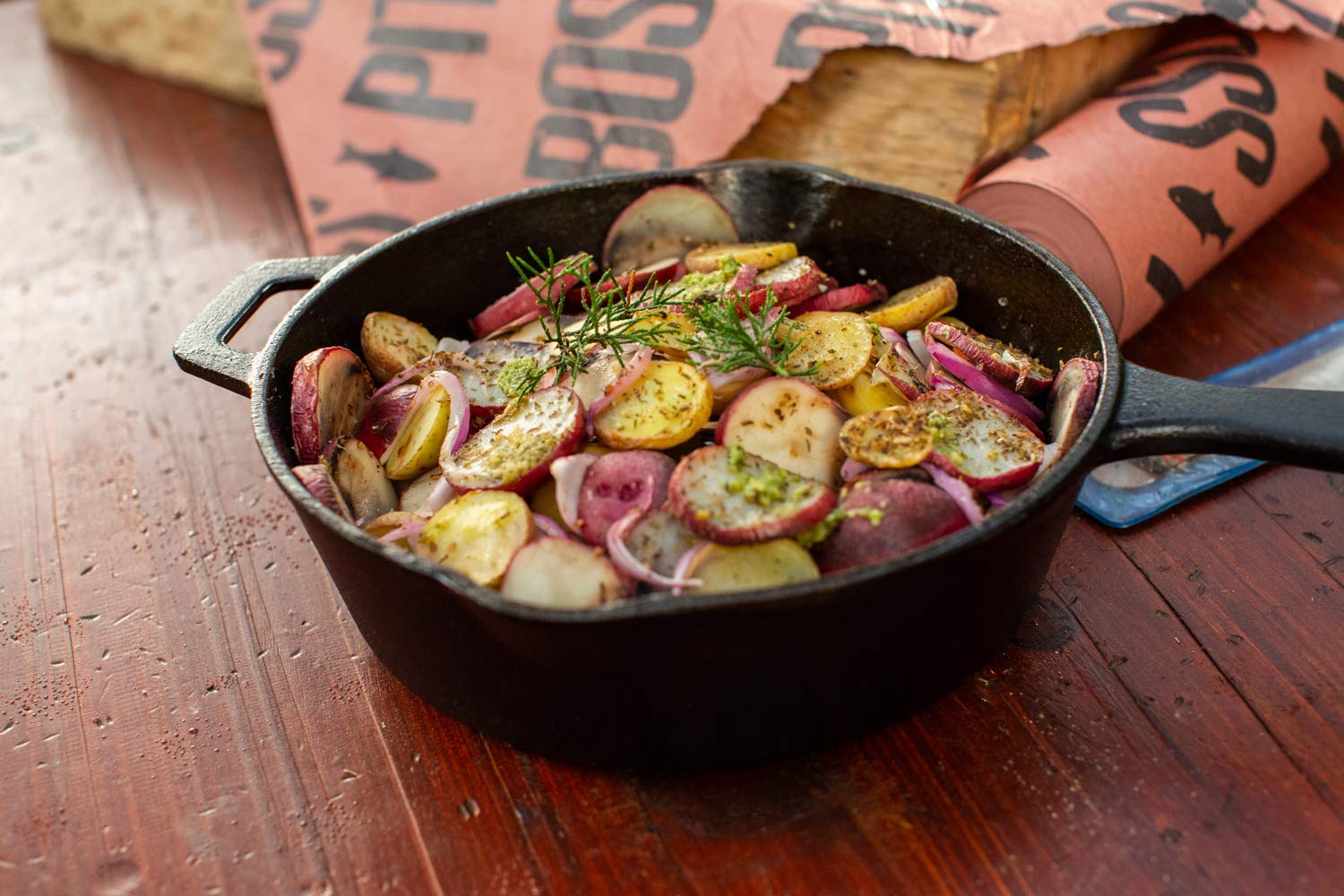 Pit Boss 6-Piece Cast Iron Cookware Set - Pre-Seasoned Cast Iron Skillet, Griddle, Dutch Oven & Accessories for Grilling, Camping & Outdoor Cooking | Perfect for BBQ, Stovetop & Oven Use
