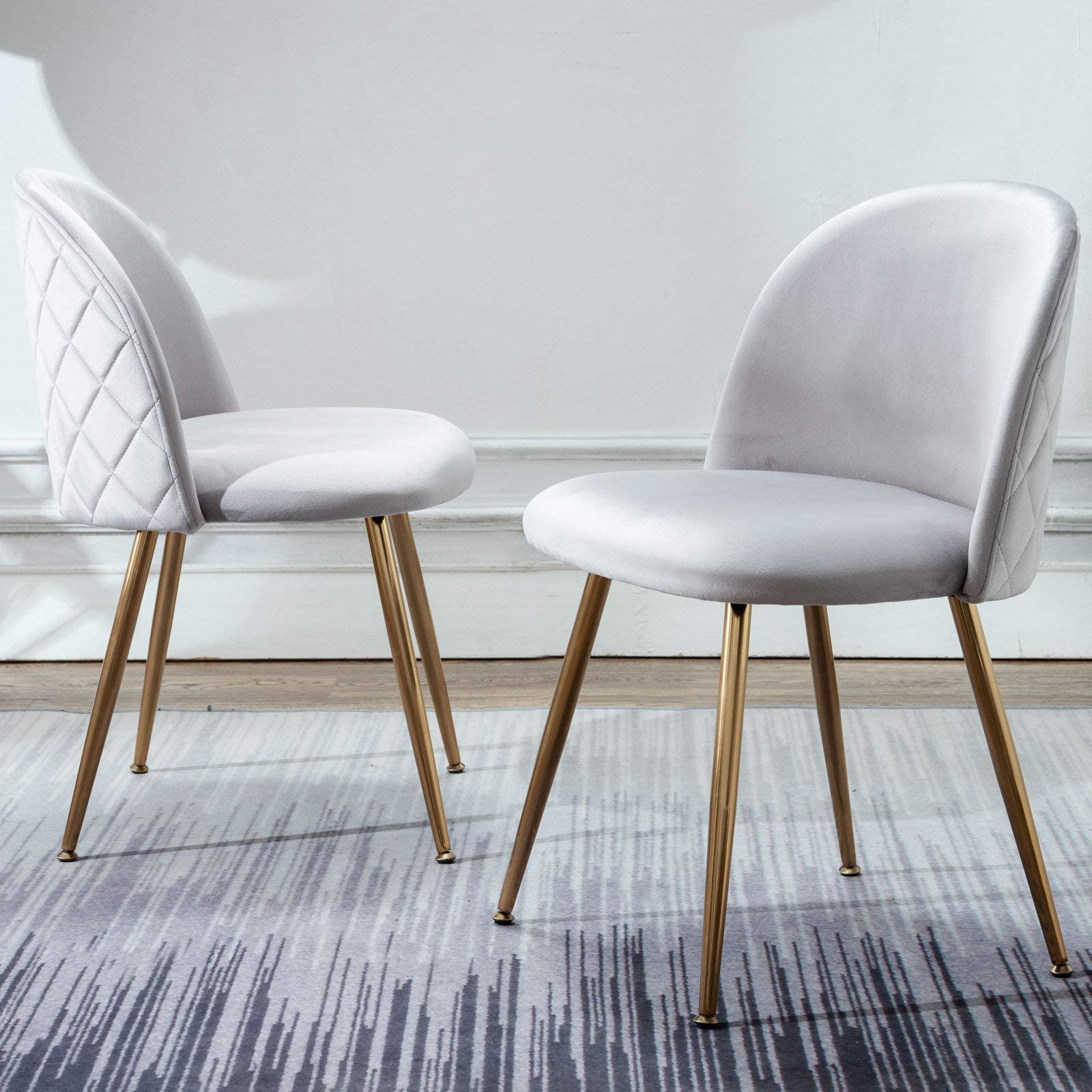 Mid Century Modern Velvet Accent Chairs Set of 2 with Gold Metal Legs - Upholstered Dining Side Chairs for Living Room, Kitchen & Dining Area - Grey (2PC) - Perfect for Small Spaces, Apartment Decor & Contemporary Home Styling