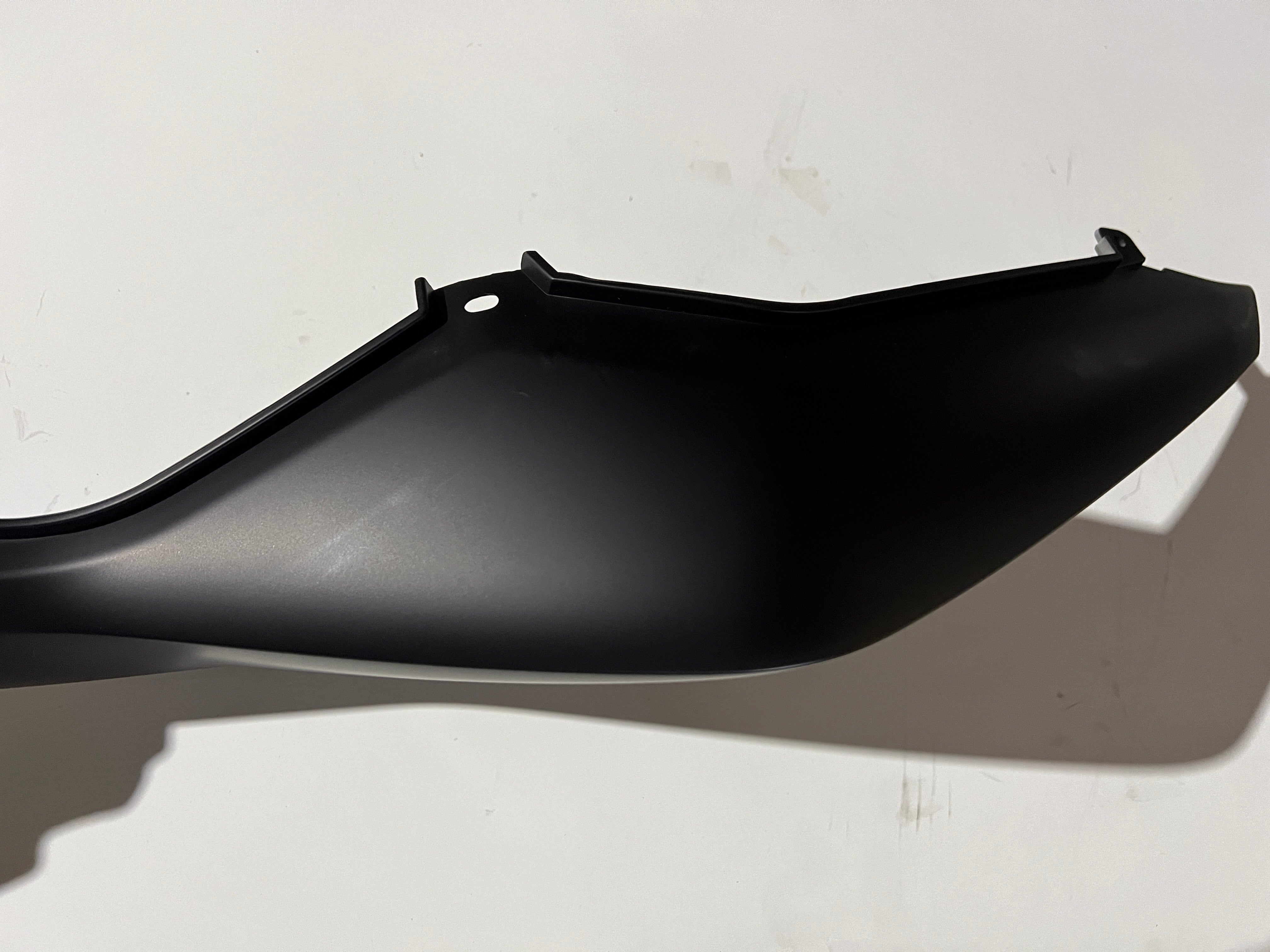 X22R MAX 250cc Motorcycle Left Side Tail Fairing Replacement Part (H6 70067) | Durable ABS Plastic Body Panel for Sport Bike Repair & Customization | Perfect for Racing, Street Riding & Motorcycle Restoration Projects