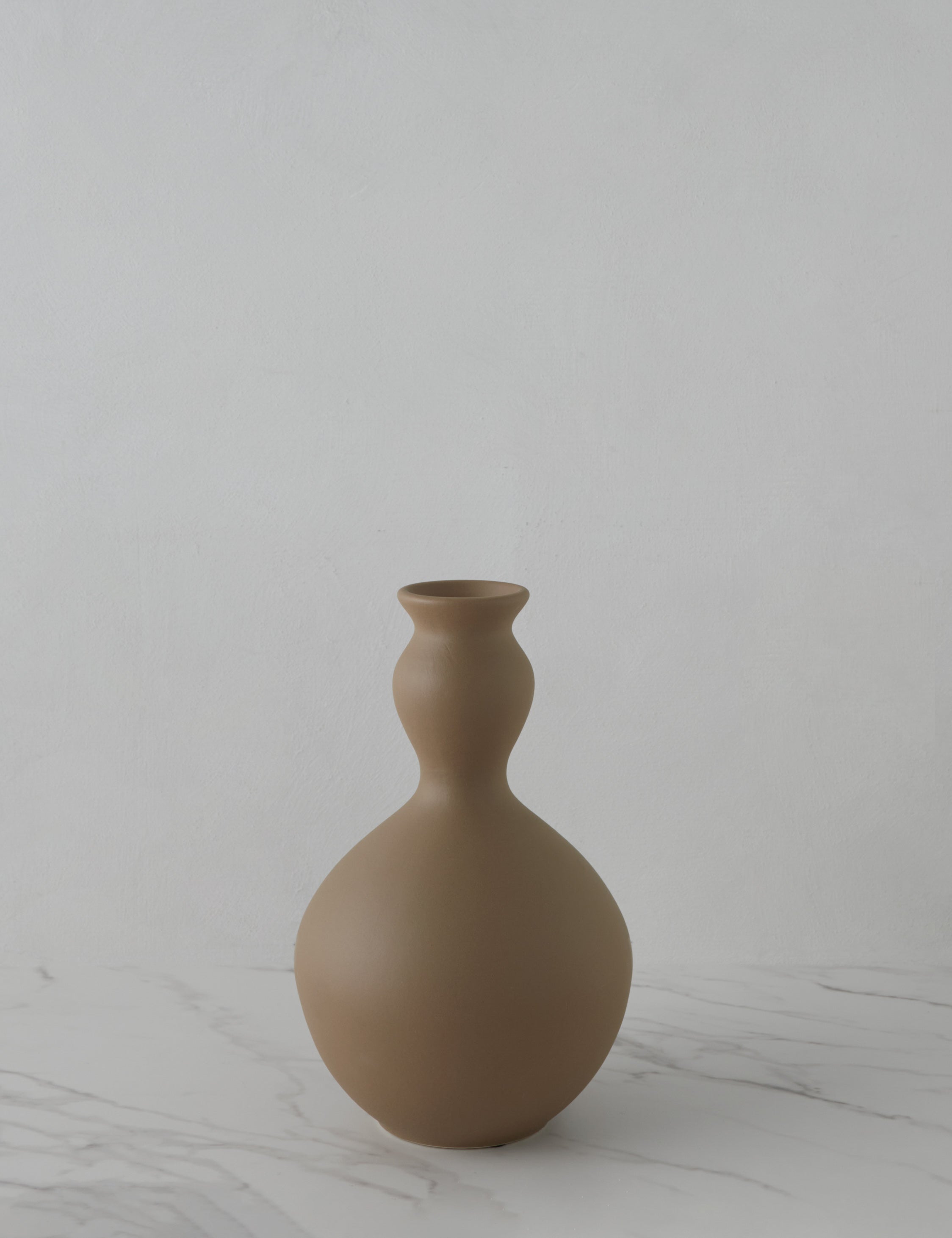 Elias Vase - Modern Ceramic Flower Vase for Home Decor, Wedding Centerpiece & Gift Idea | Perfect for Living Room, Dining Table & Office Desk Decorations