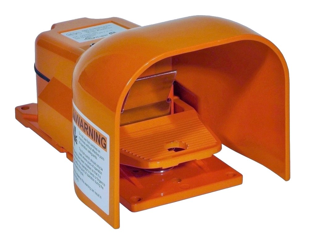 Heavy Duty SSC Controls G500-AT Industrial Foot Switch - Momentary Action Electrical Pedal with Anti-Trip Safety Latch, SPDT - Perfect for Machinery, Medical Equipment & Industrial Control Systems