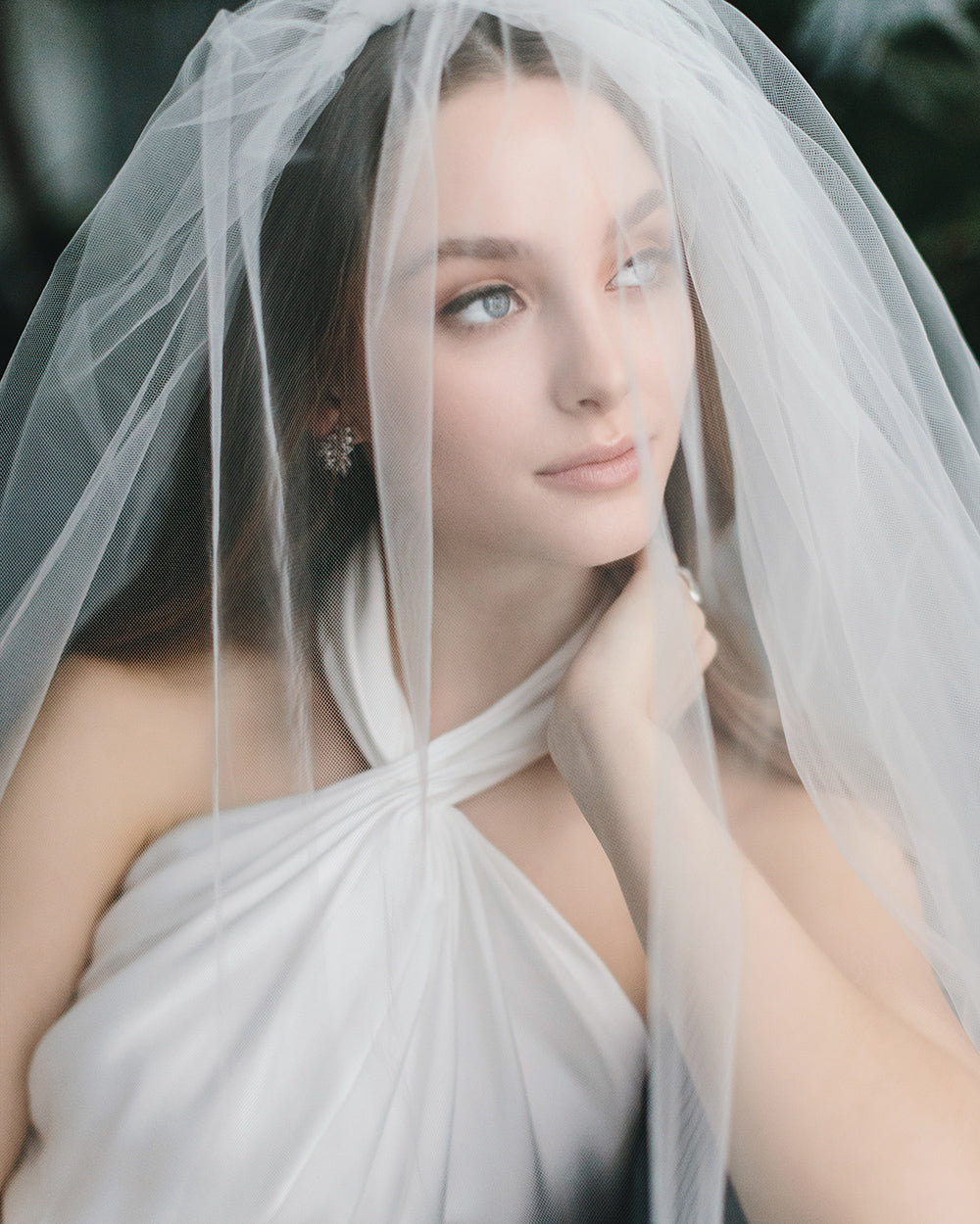 2 Layer Cut Edge Wedding Veil - Elegant Bridal Accessory for Ceremony & Reception | Perfect for Traditional, Vintage & Boho Wedding Styles
