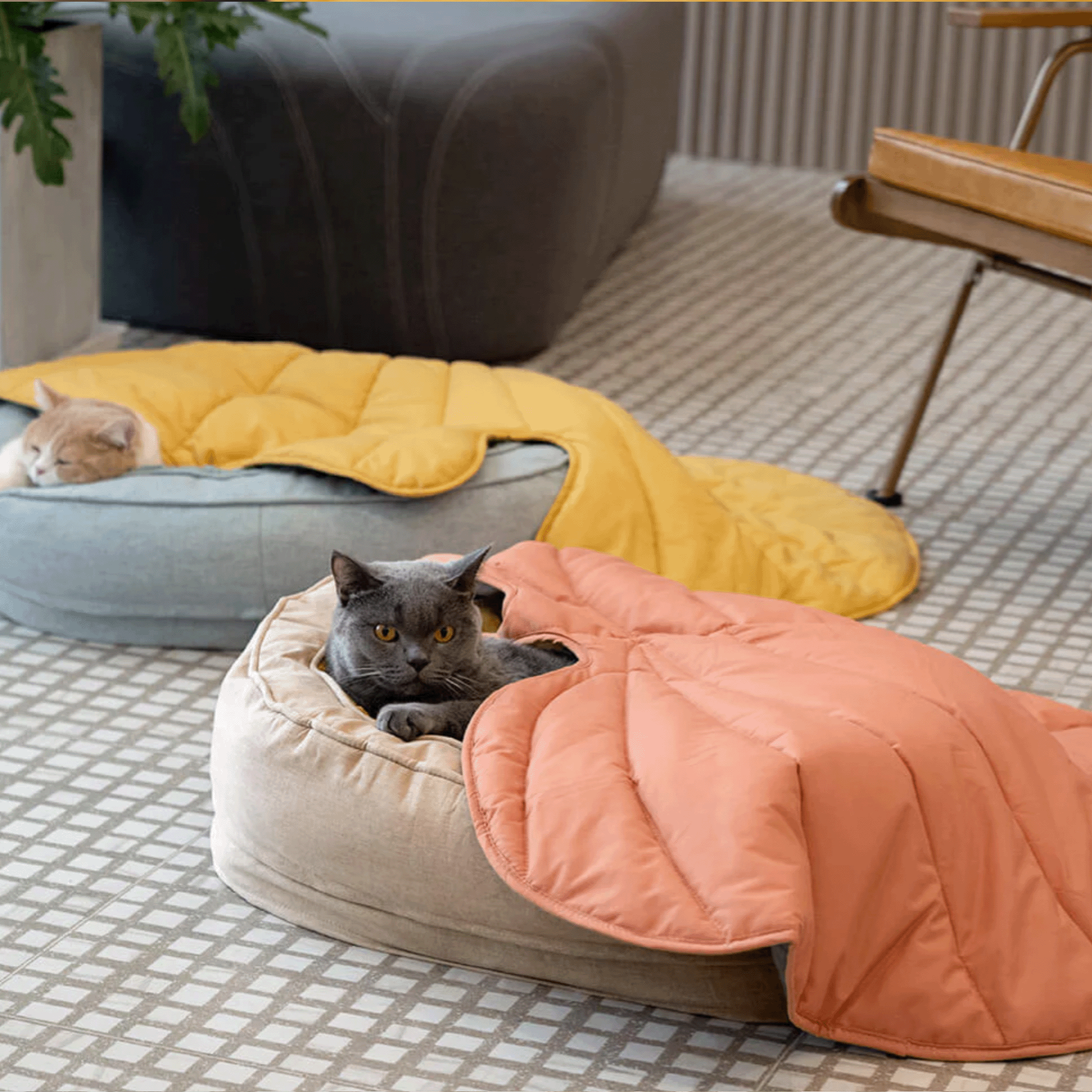 Premium Furry Foliage Pet Mat for Dogs & Cats - Soft Non-Slip Cushion for Bedroom, Living Room, or Kennel - Final Sale