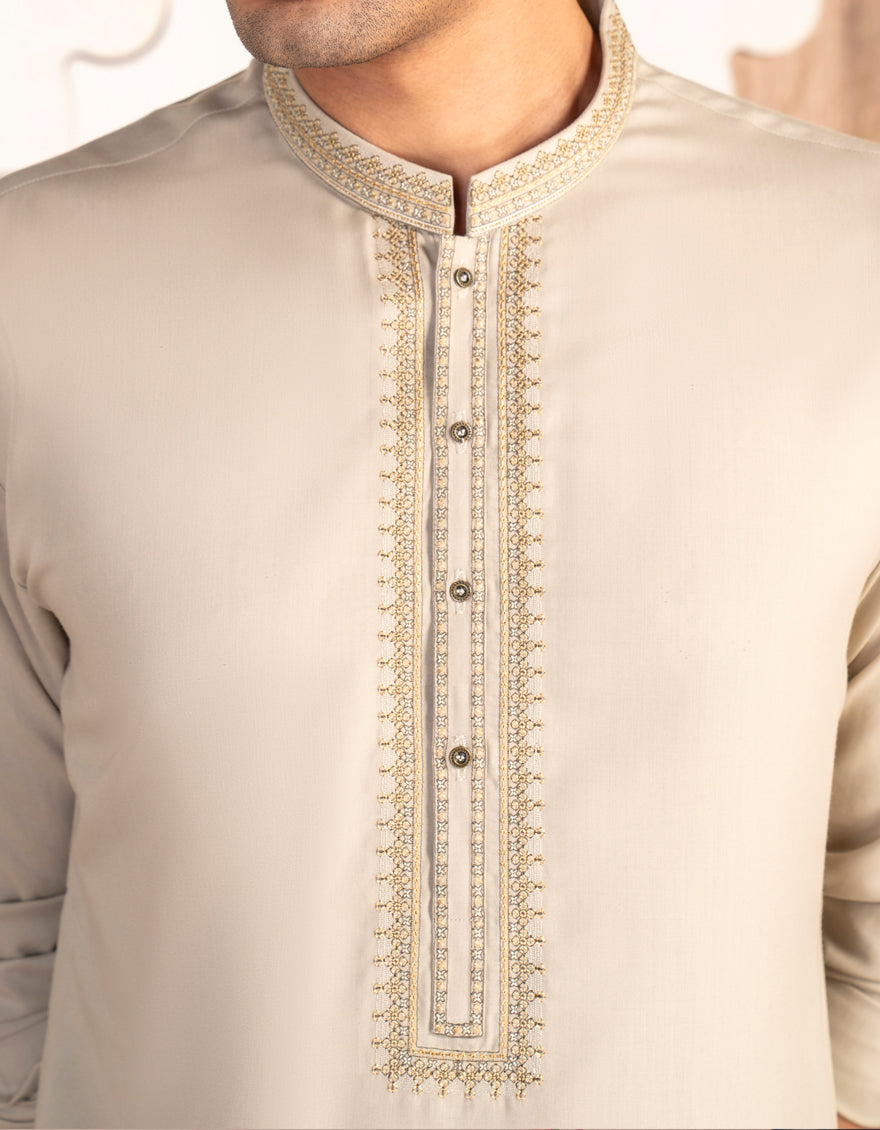 Premium Blended Green Shalwar Kameez by J. Junaid Jamshed - Elegant Pakistani Traditional Outfit for Men - Perfect for Weddings, Eid & Special Occasions