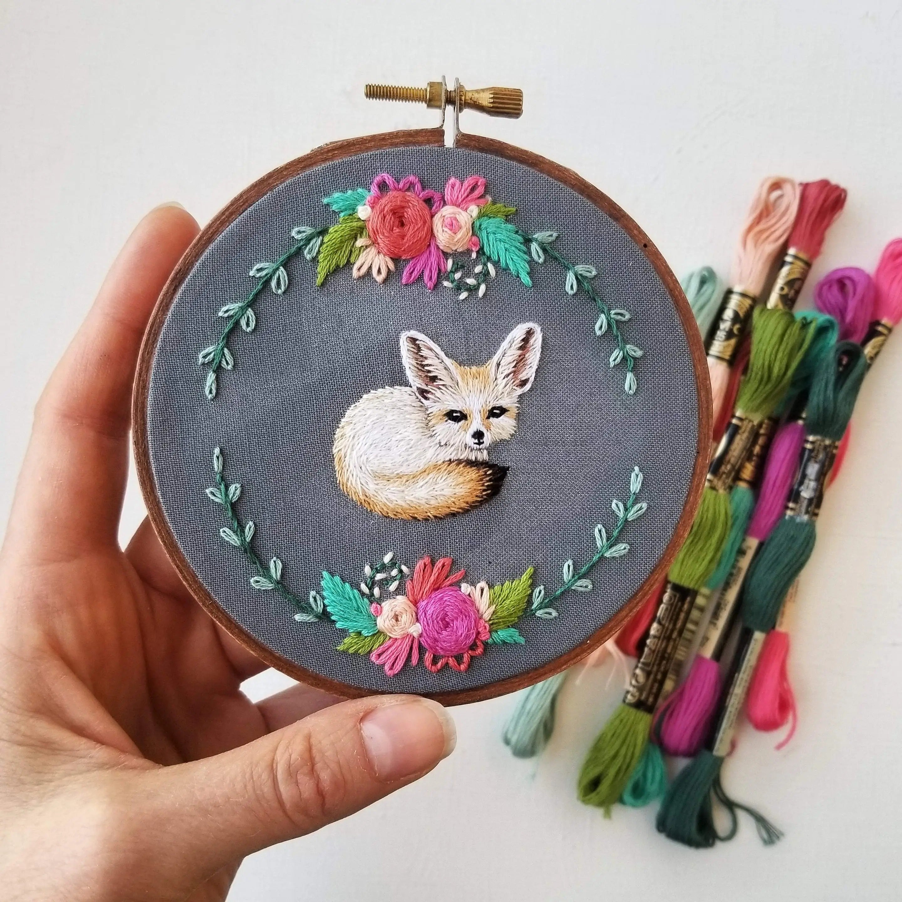 DIY Fennec Fox Hand Embroidery Kit for Beginners - Complete Embroidery Starter Set with Hoop, Needles & Thread - Perfect for Home Decor, Wall Art & Craft Gifts