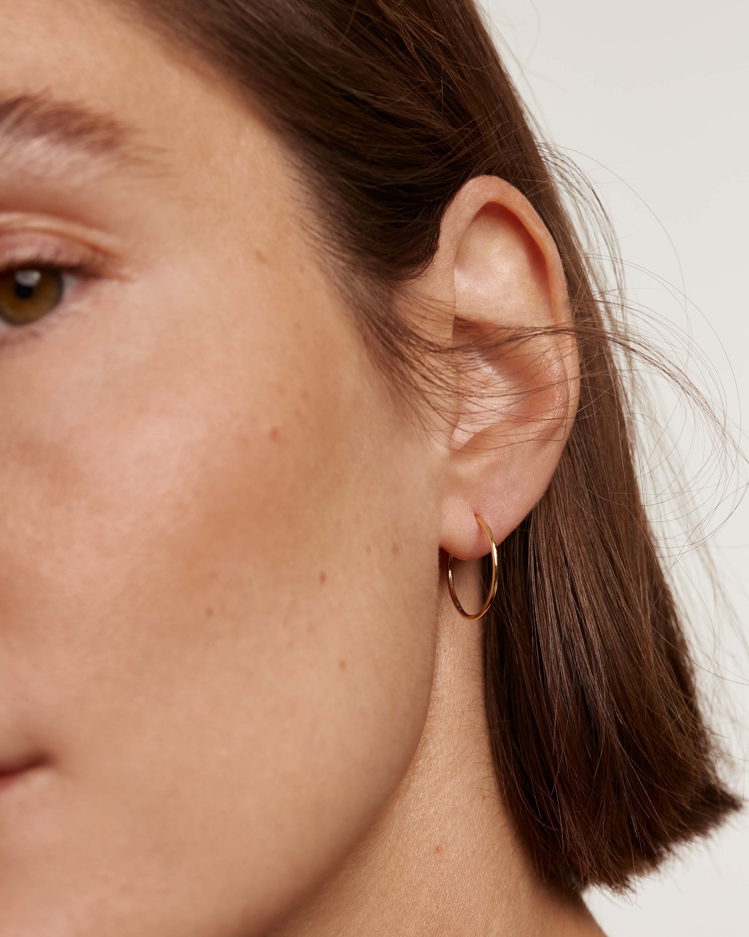 18K Gold Plated Medium Hoop Earrings for Women - Classic Dainty Everyday Jewelry for Casual & Formal Occasions