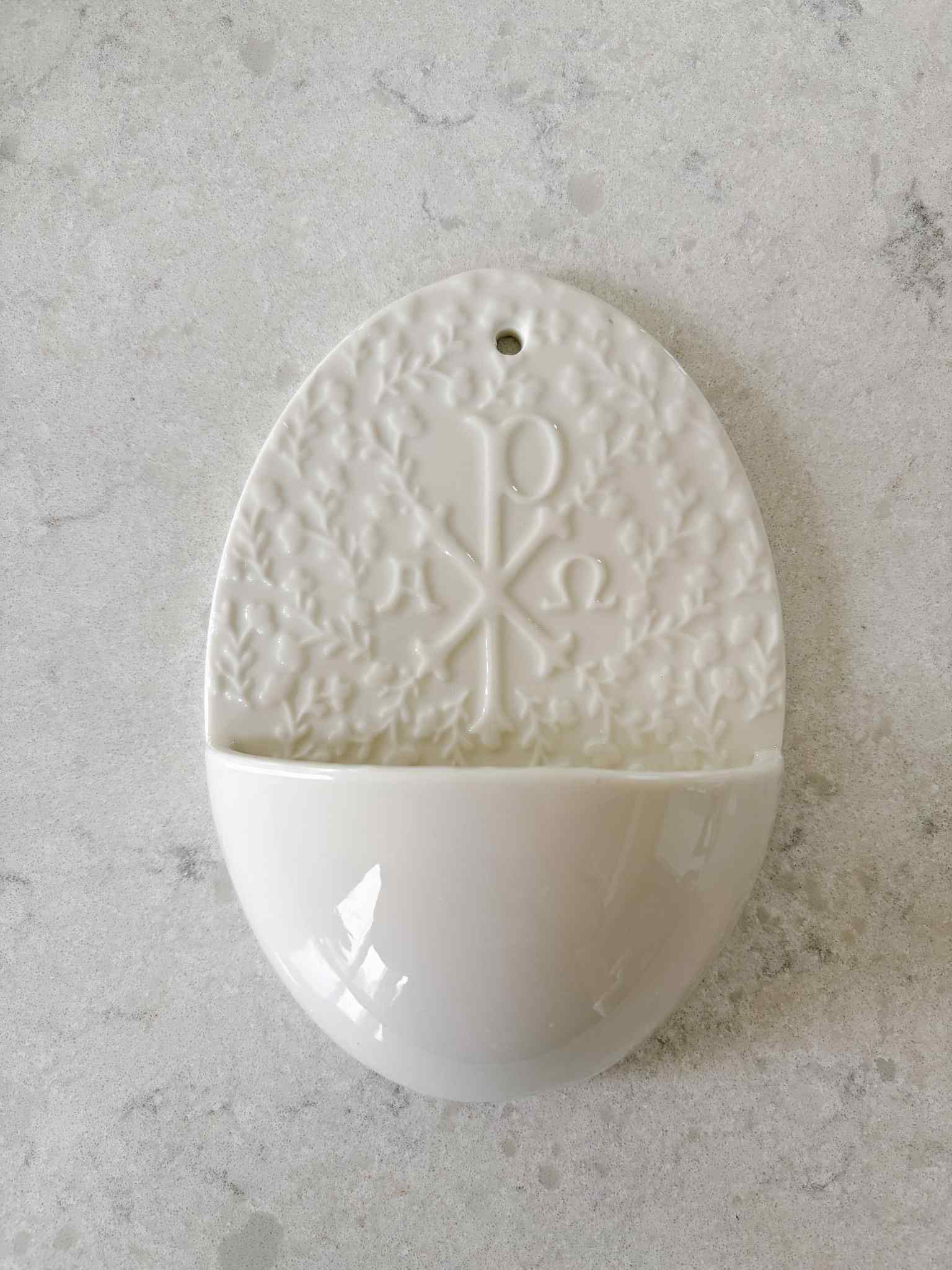 Holy Water Font for Home - Religious Wall Decor & Baptismal Font - Perfect for Prayer Rooms, Church Altars & Spiritual Spaces