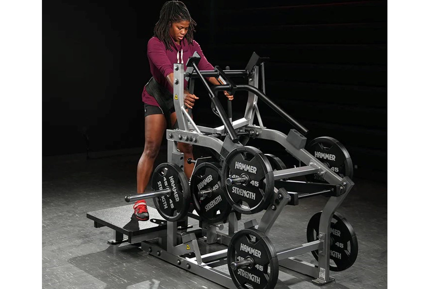 Hammer Strength Plate Loaded Belt Squat Machine - Professional Gym Equipment for Leg Workouts & Strength Training | Perfect for Home Gyms & Commercial Fitness Centers