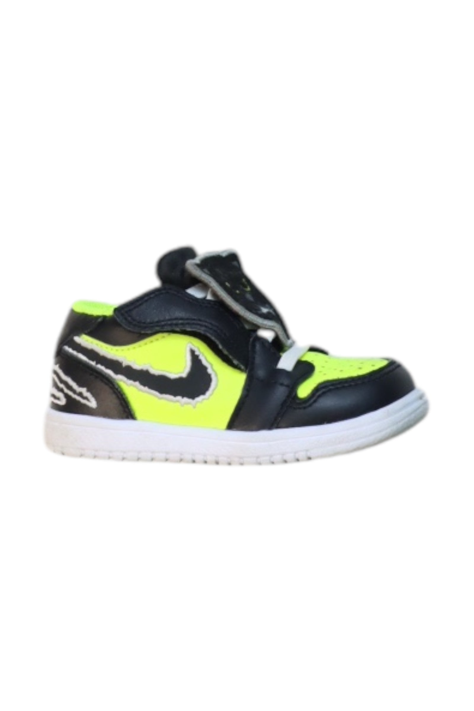 Air Jordan Sneakers for Toddlers 18M 2T (EU23) - Comfortable Kids Basketball Shoes for Play, Sports & Everyday Wear