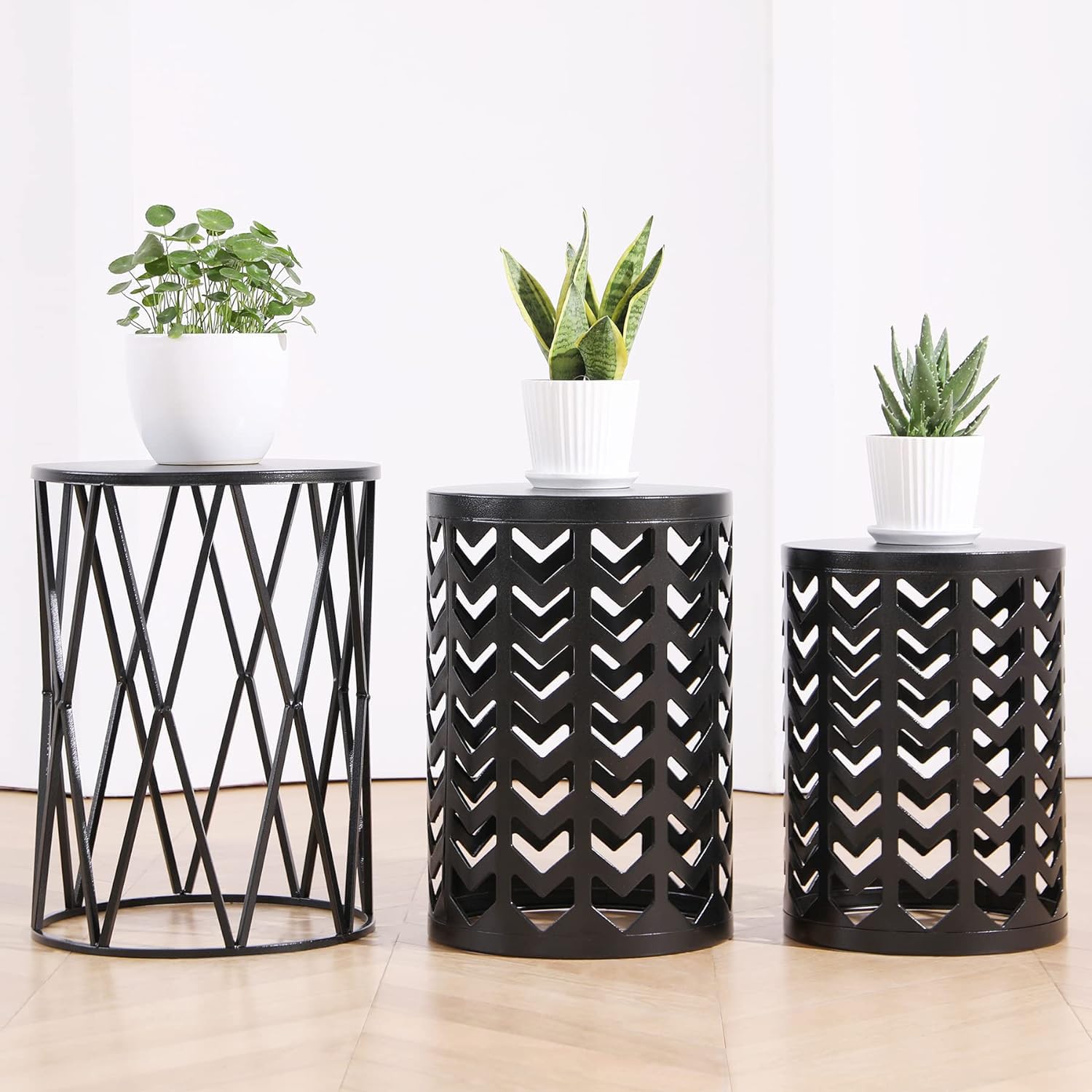 Modern Round Metal Nesting Coffee Table Set of 3 - Black End Tables for Living Room, Bedroom & Office - Indoor/Outdoor Side Table, Nightstand & Plant Stand (Perfect for Small Spaces, Home Decor & Garden Use) - Ships from USA