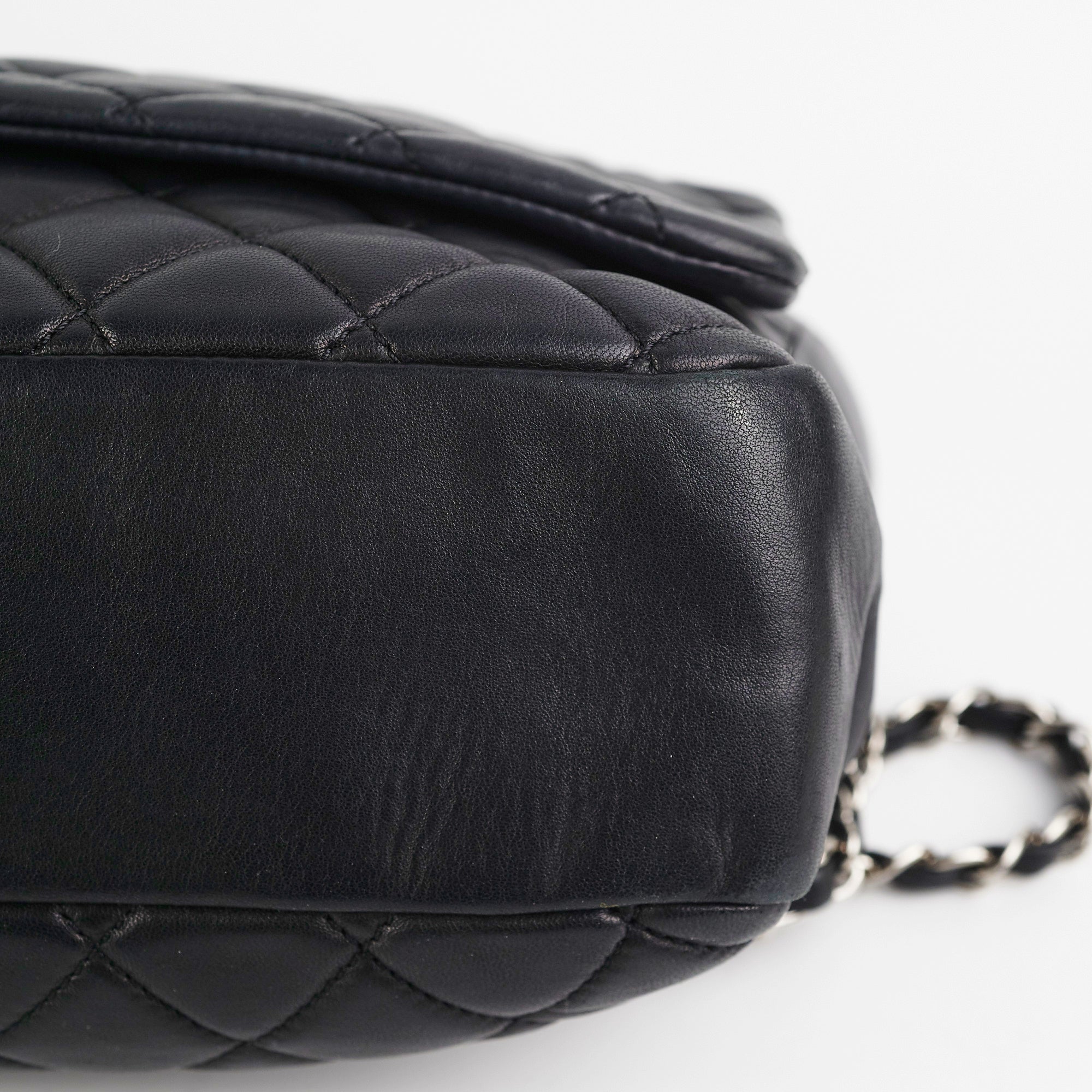 Chanel Classic Flap Bag Black Leather Shoulder Bag for Women - Perfect for Evening Parties, Date Nights & Luxury Fashion Accessories