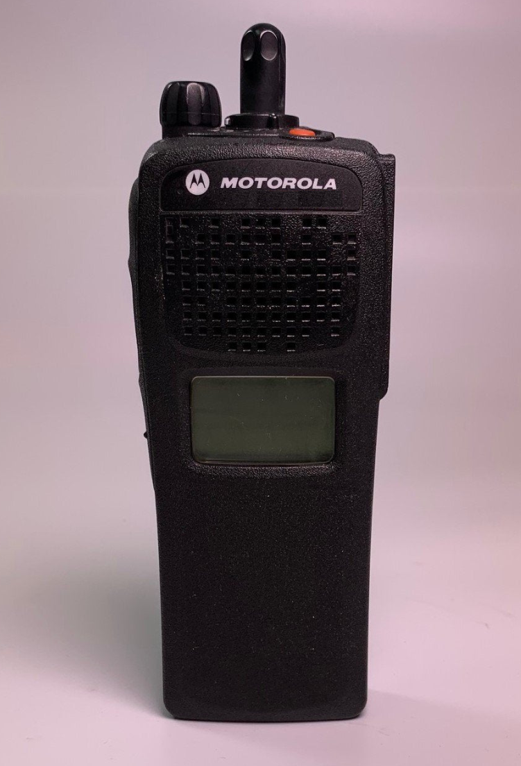 Motorola MT1500 H67SDD9PW5BN UHF R2 Portable Two-Way Radio - Long Range Walkie Talkie for Construction, Warehouse & Outdoor Adventures