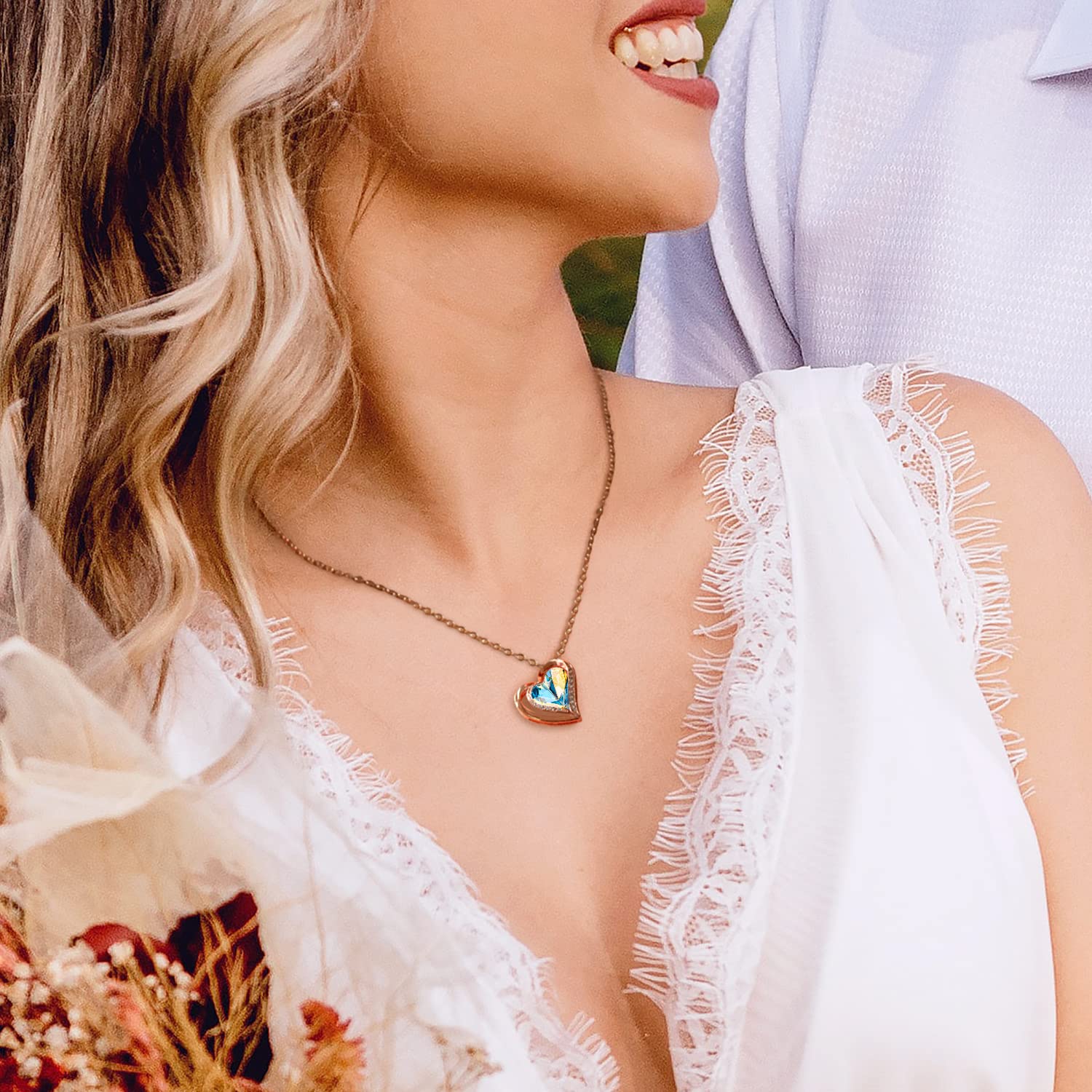 Beutirer Love Heart Necklace for Women - 18K White/Rose Gold Plated Adjustable Pendant Necklace | Romantic Gift for Wife, Mom, Girlfriend | Perfect for Valentine's Day, Birthday & Anniversary | Elegant Jewelry for Date Night & Special Occasions