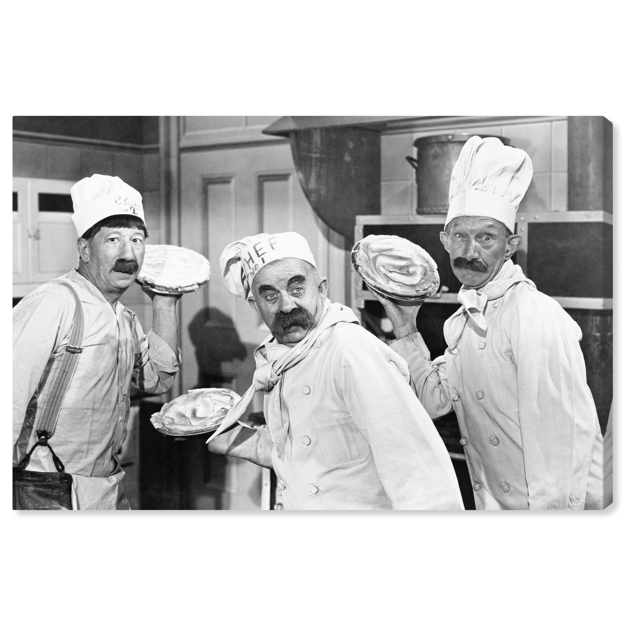 Wynwood Studio 'Pie Fight' Food & Cuisine Wall Art Canvas Print - 30x20 Inch Black & White Kitchen Decor for Chef & Cooking Enthusiasts - Perfect for Restaurant, Cafe, or Home Kitchen Decoration