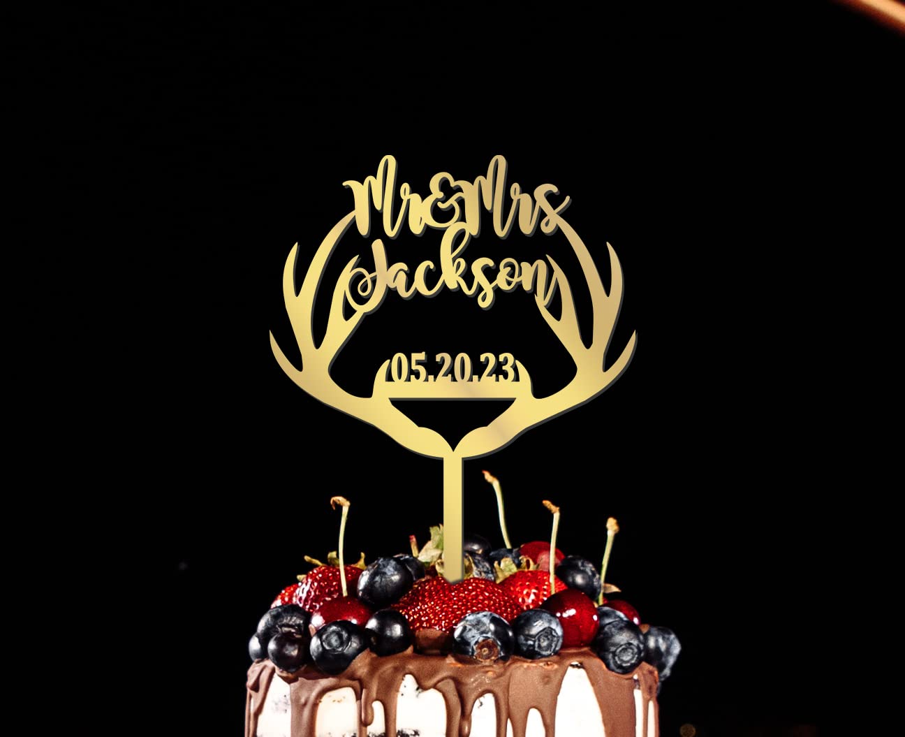 Personalized Antler Wedding Cake Topper - Custom Script Name Cake Decor for Rustic, Country & Boho Weddings - Perfect for Anniversary, Baby Shower & Special Celebrations