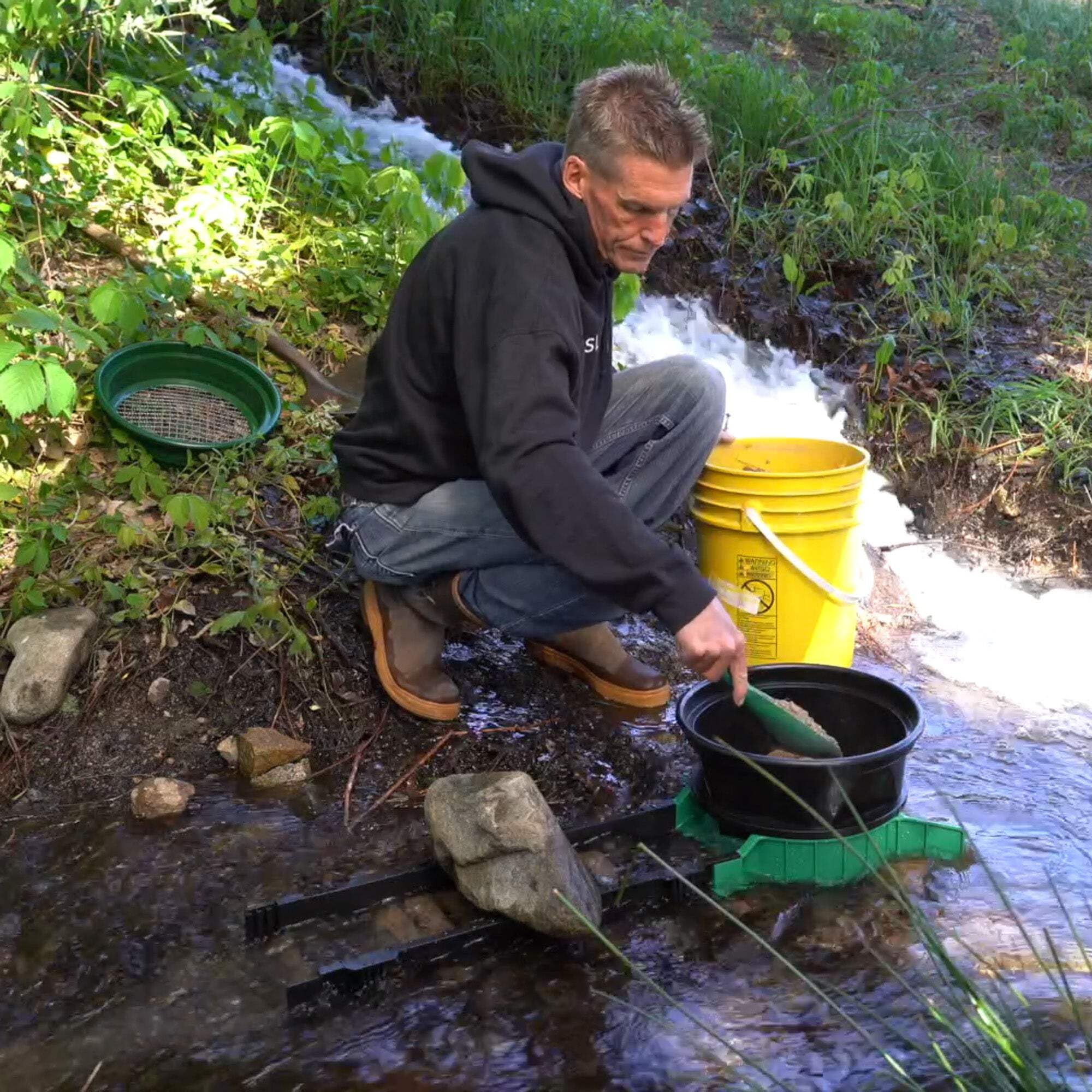 16 Piece Gold Panning Kit - Complete Gold Mining Equipment with Sluice Box, Bucket Classifiers, 3 Gold Pans, Tweezers, Vials & Magnetic Separator | Prospecting Tools for Beginners & Experts | Outdoor Adventure, River Panning & Treasure Hunting