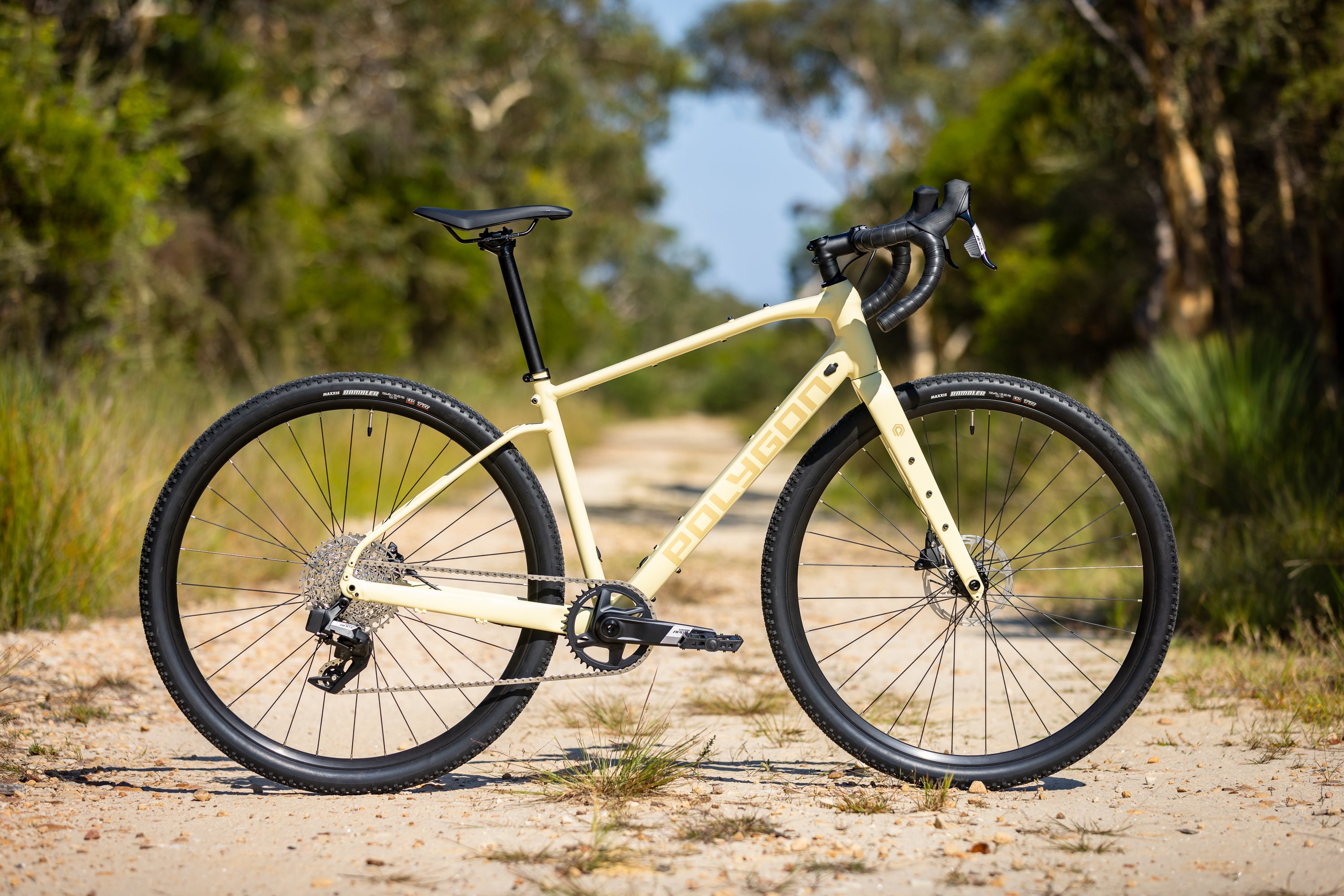 Polygon Bend R6X Gravel Bike - Lightweight Aluminum Frame, Shimano GRX Groupset, All-Terrain Performance for Adventure Riding & Commuting