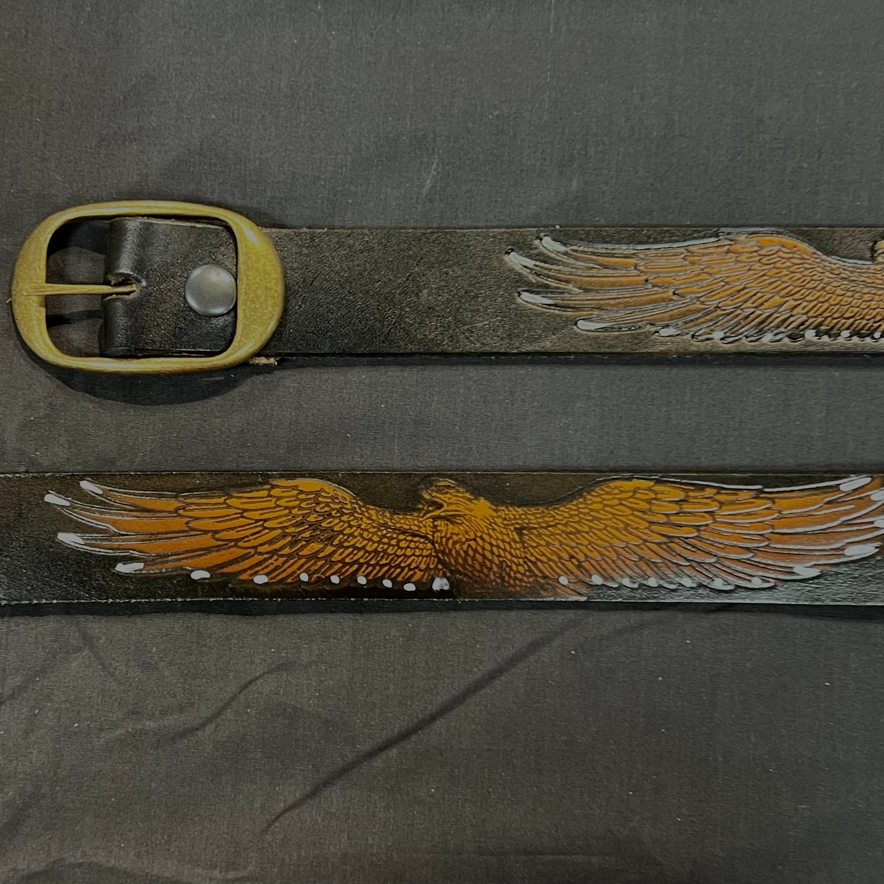 Eagle Belt Buckle with Spread Wings Design - Stylish Western Accessory for Cowboy Boots, Jeans & Outfits