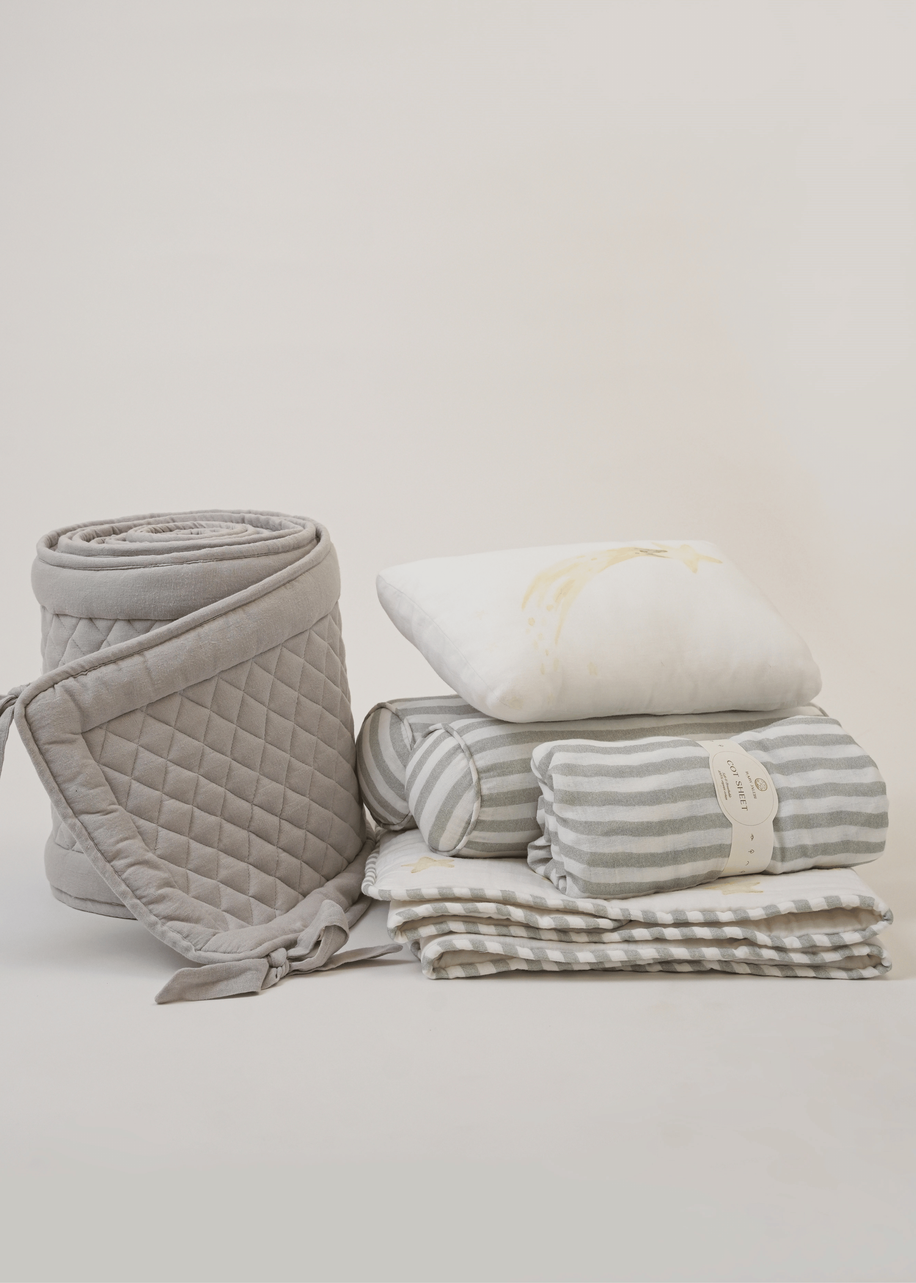 Up in the Clouds Complete Cot Bedding Set with Soft Bumper - Premium Nursery Crib Bedding for Baby Boys & Girls - Perfect for Newborns, Infants & Toddlers