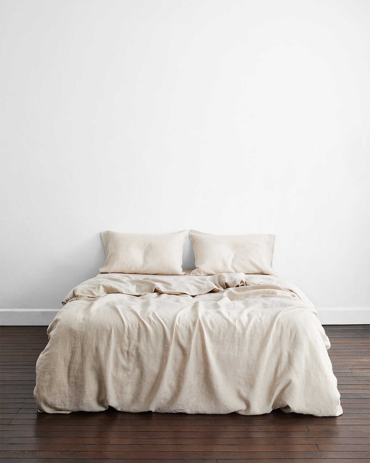 100% French Flax Linen Bedding Set - Organic Oatmeal Color Queen Size 4-Piece (Duvet Cover + 2 Pillowcases + Sheet) - Breathable & Soft for All-Season Comfort - Perfect for Master Bedroom, Guest Room & Vacation Homes