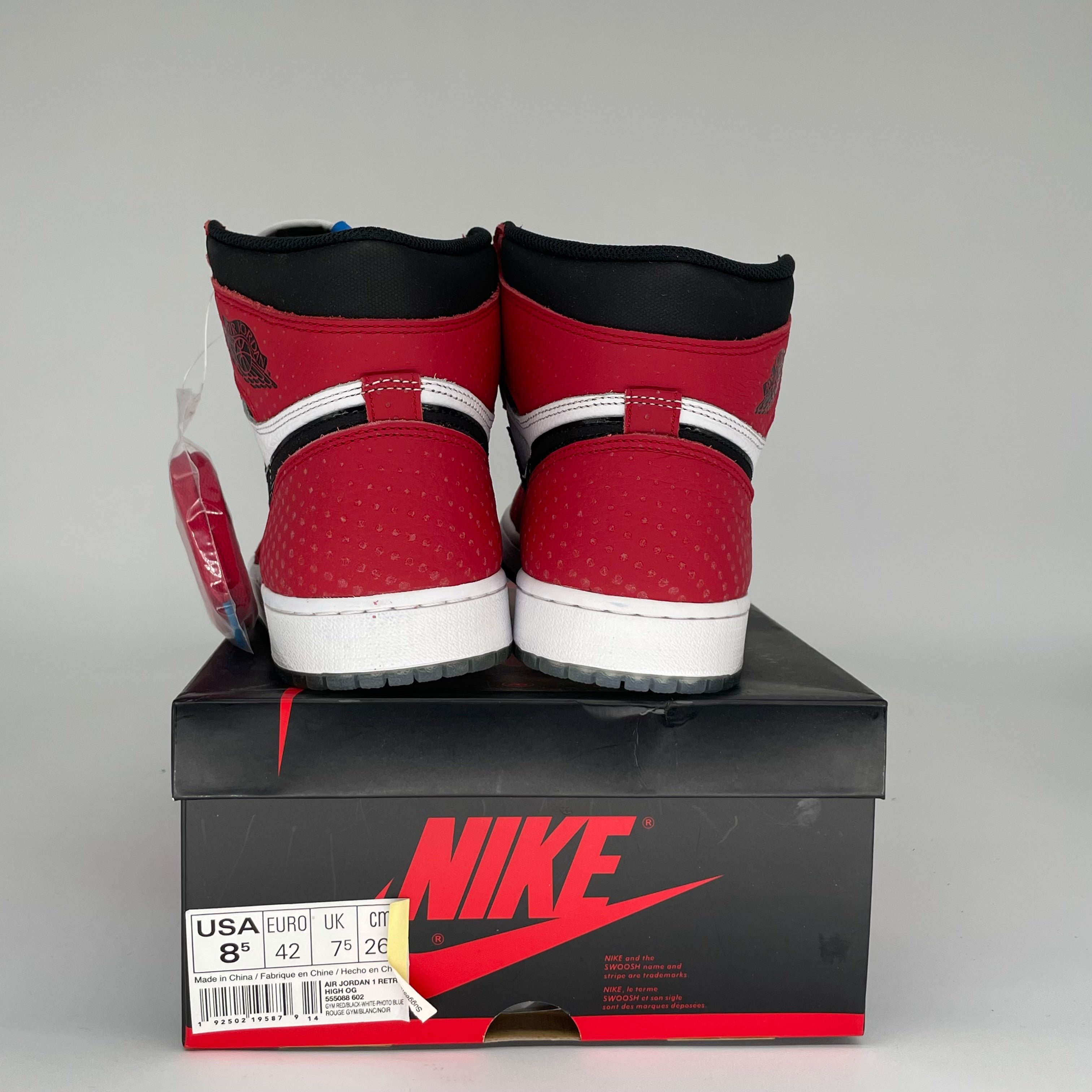 Air Jordan 1 Spider-Man Origin Story Sneakers - Men's Size 8.5 (555088-602) | Authentic Retro Basketball Shoes for Collectors & Streetwear Fashion