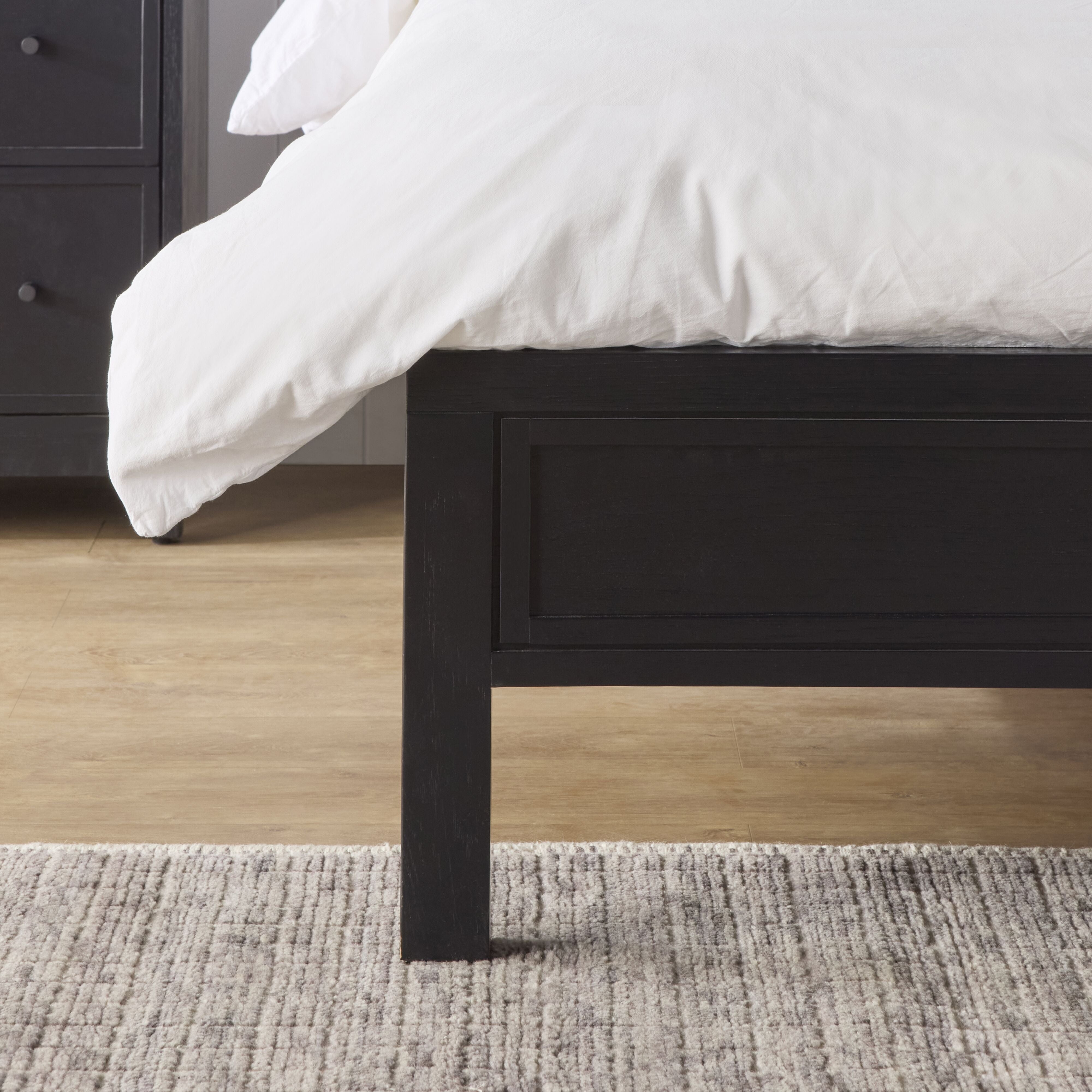 Avalon Queen Size Bed Frame - Black Metal Platform Bed with Headboard & Footboard, Easy Assembly, Sturdy Support - Perfect for Master Bedroom, Guest Room, or Apartment