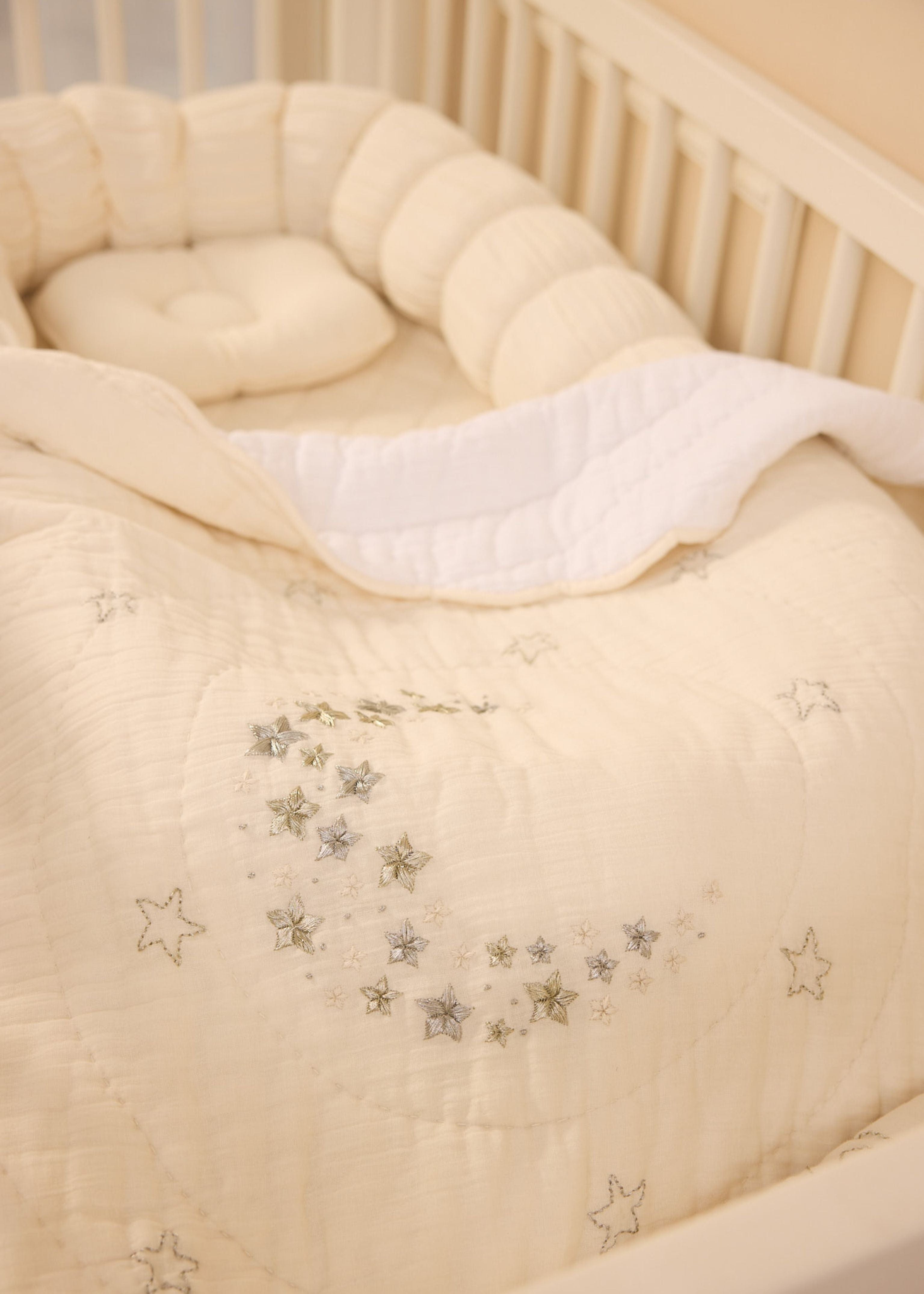 Soft Ecru Sleep Cloud & Luna Blanket Set - Cozy Bedding for Relaxation & Comfort - Perfect for Bedroom, Living Room, and Gift Giving