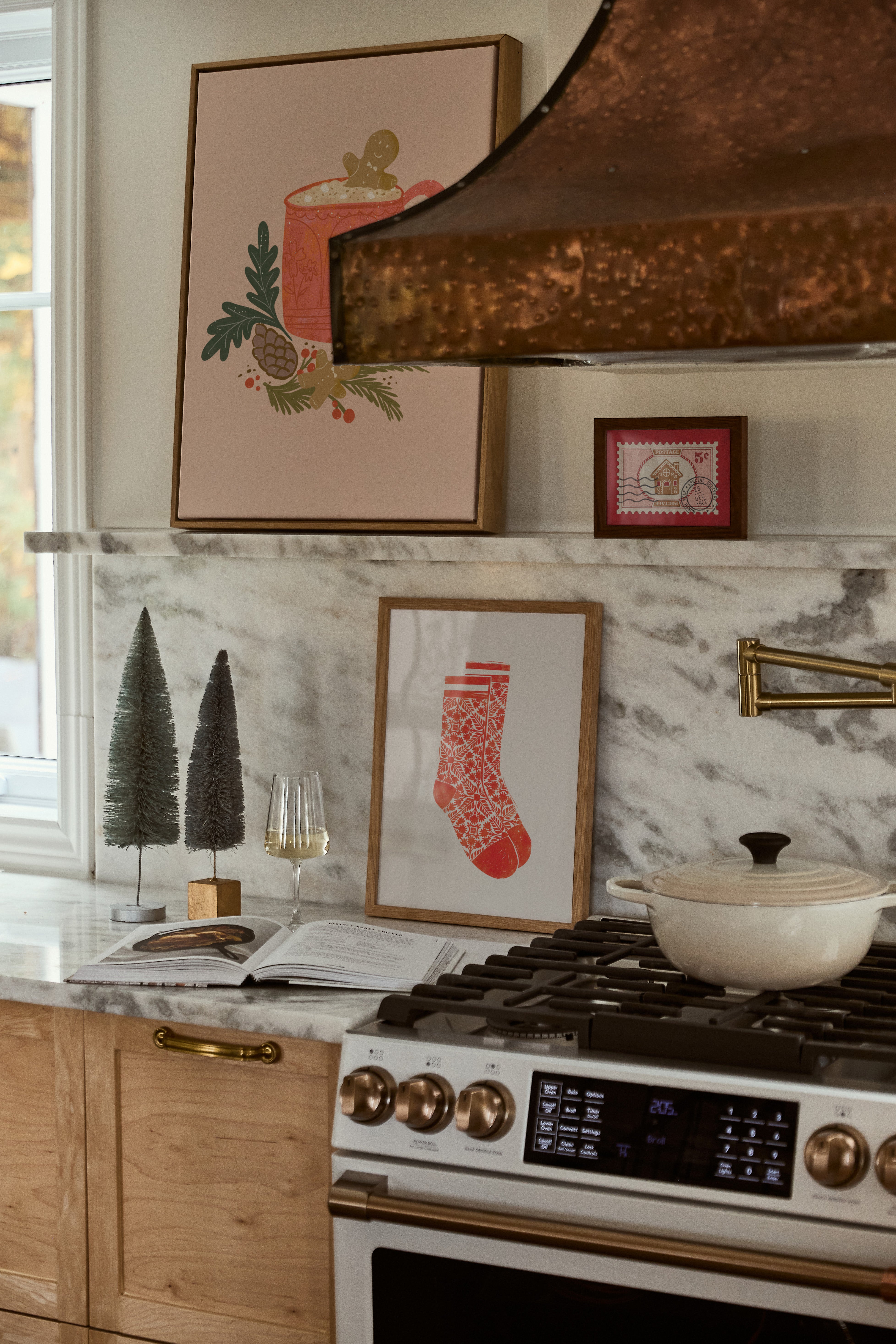 Gingerbread Latte Poster - Festive Holiday Coffee Art Print - Perfect for Christmas Decor, Kitchen Wall Art & Cozy Home Decor