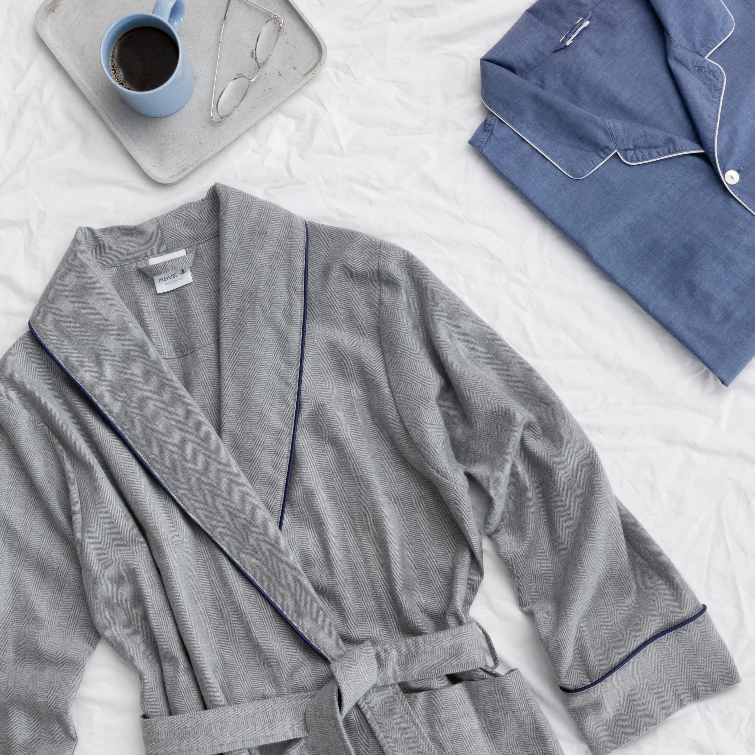 Premium Men's Bathrobe - Soft & Comfortable Cotton Homewear for Relaxation - Perfect for Spa, Lounging & After Shower Use