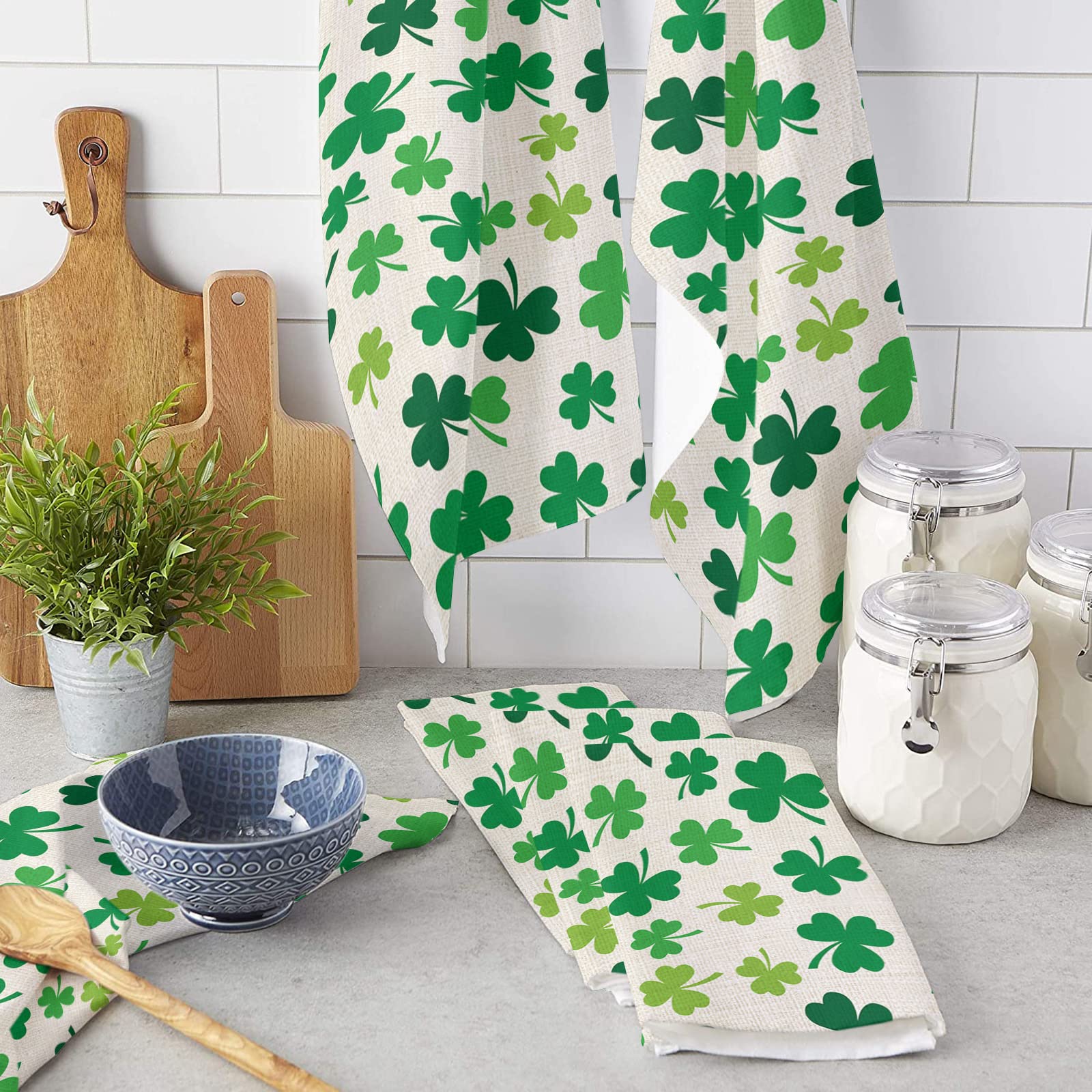 Premium Microfiber Kitchen Towels - 18x28 Inch Super Absorbent & Reusable Dish Towels, Tea Towels & Bar Towels (Pack of 3) - St. Patrick's Day Green Clover Leaf Design for Kitchen Cleaning, Drying Dishes & Home Decor