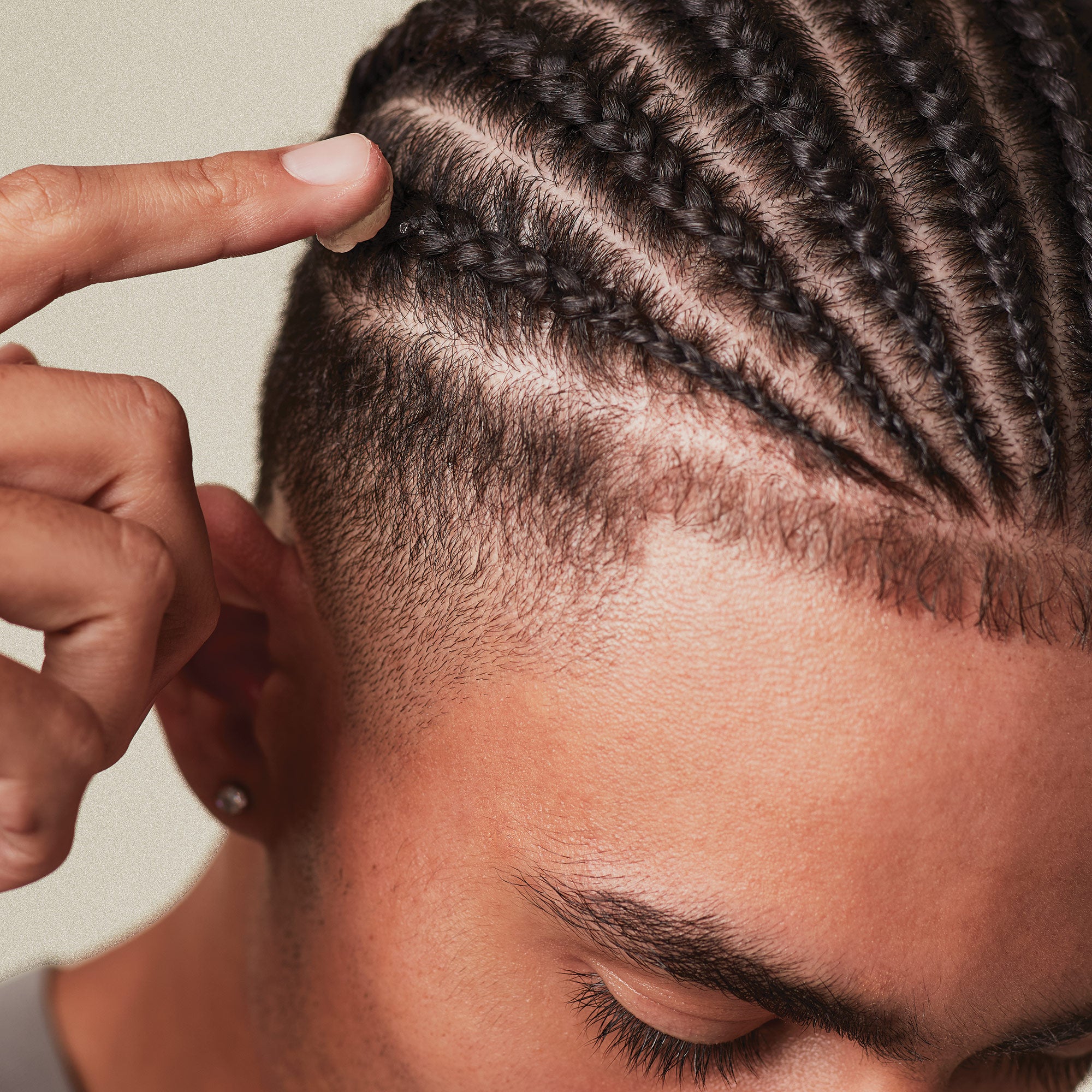 Iron Grip Strong Hold Hair Styling Gel for Men - Maximum Hold, No Flaking, All-Day Control - Perfect for Curly, Wavy, and Thick Hair Styling