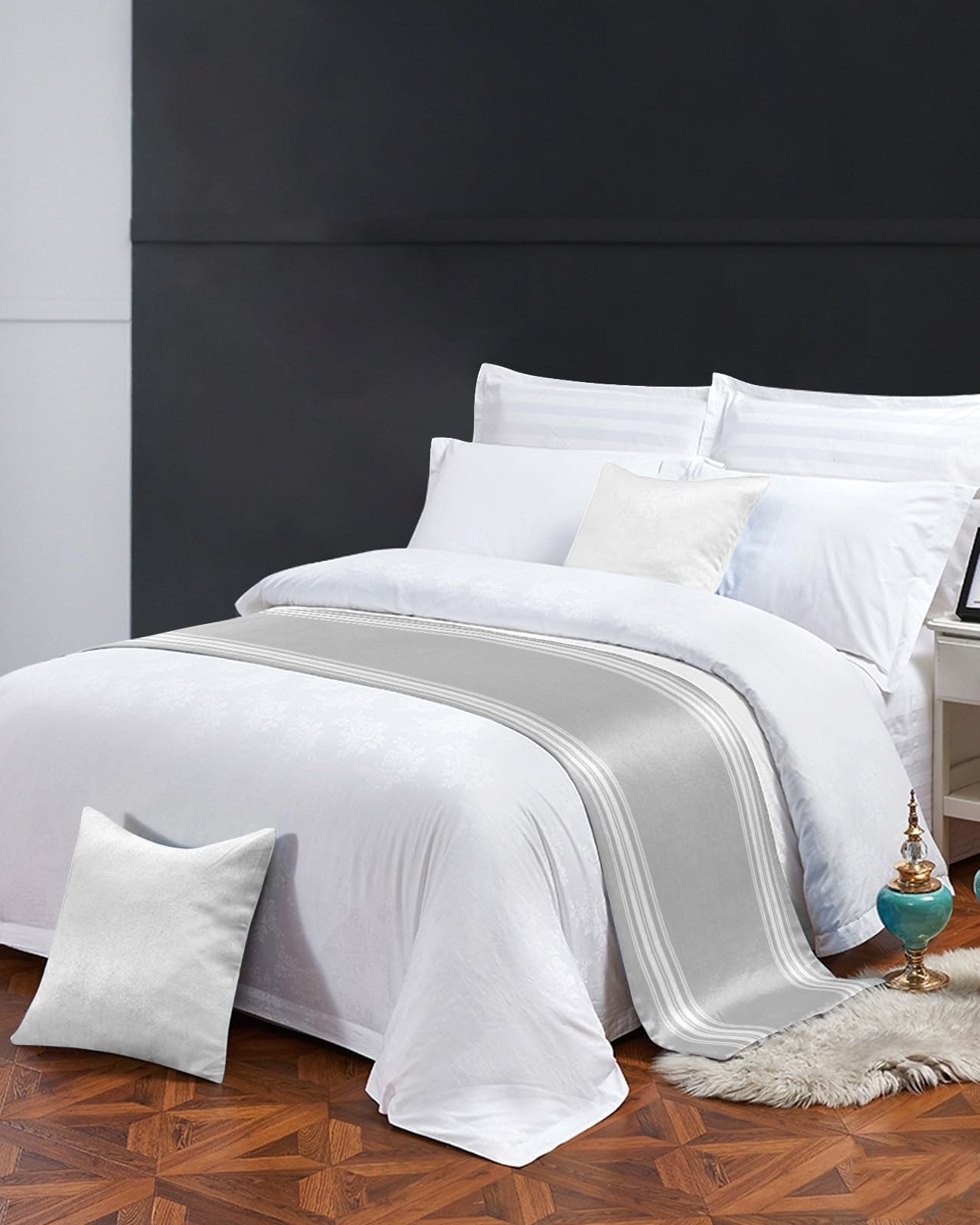 Luxury Grey Striped Bed Runner for Queen Size Bed - 83 x 20 Inch Modern Abstract Art Bed Scarf Throw - Soft Foot of Bed Cover for Hotel & Home Decor - Perfect for Guest Rooms, Master Bedrooms & Airbnb Styling