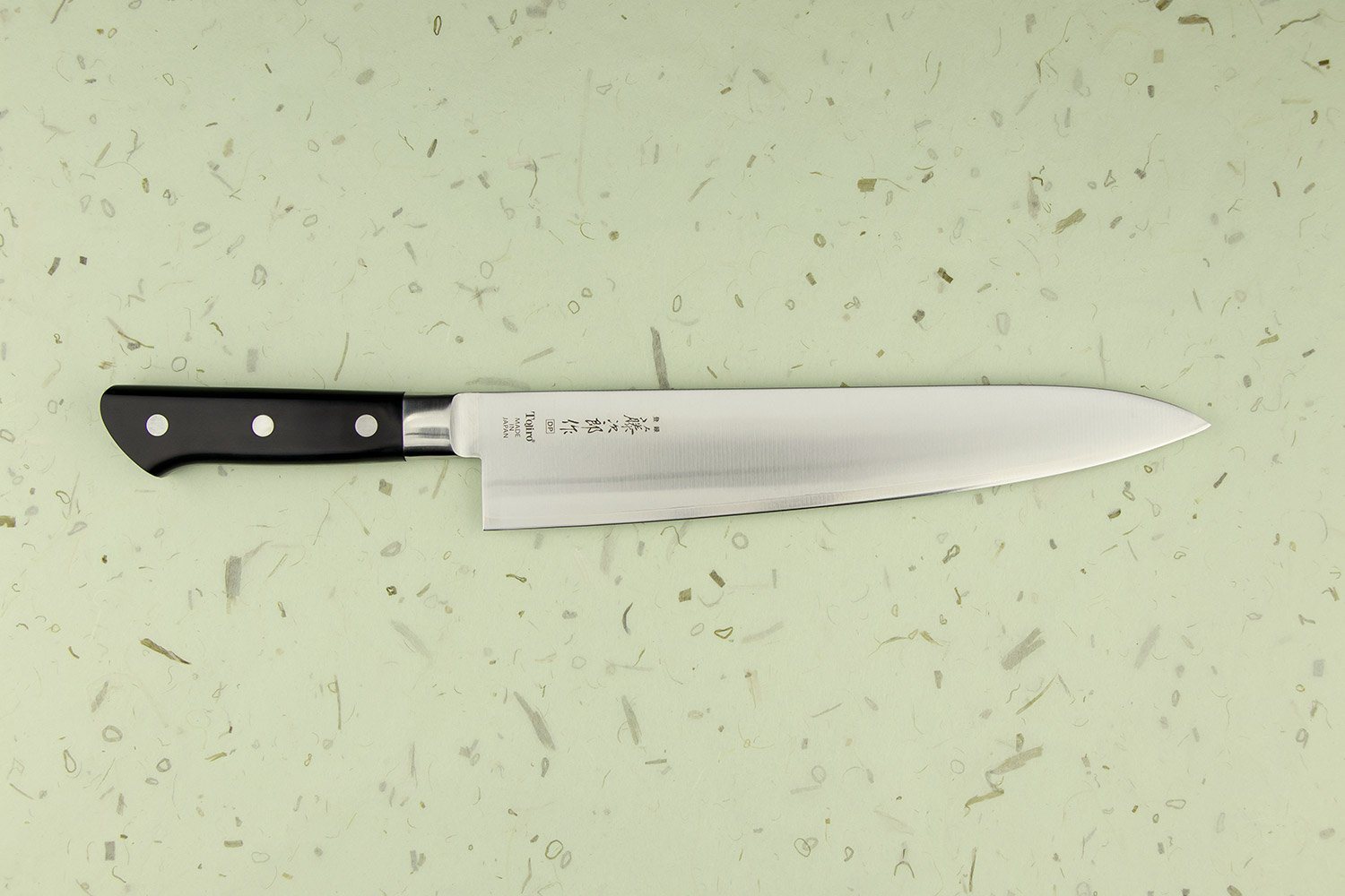 TOJIRO CLASSIC Gyuto 270mm Japanese Chef Knife - High Carbon Stainless Steel Blade, Ergonomic Handle for Professional Chefs & Home Cooking - Perfect for Slicing, Dicing & Meat Cutting