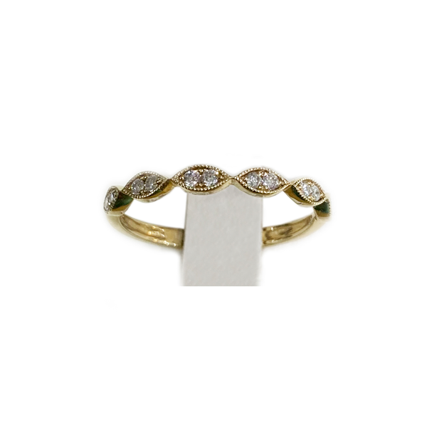 14K Yellow Gold Diamond Ring for Women - Elegant Solitaire Engagement & Wedding Band - Perfect for Proposals, Anniversaries, and Special Occasions